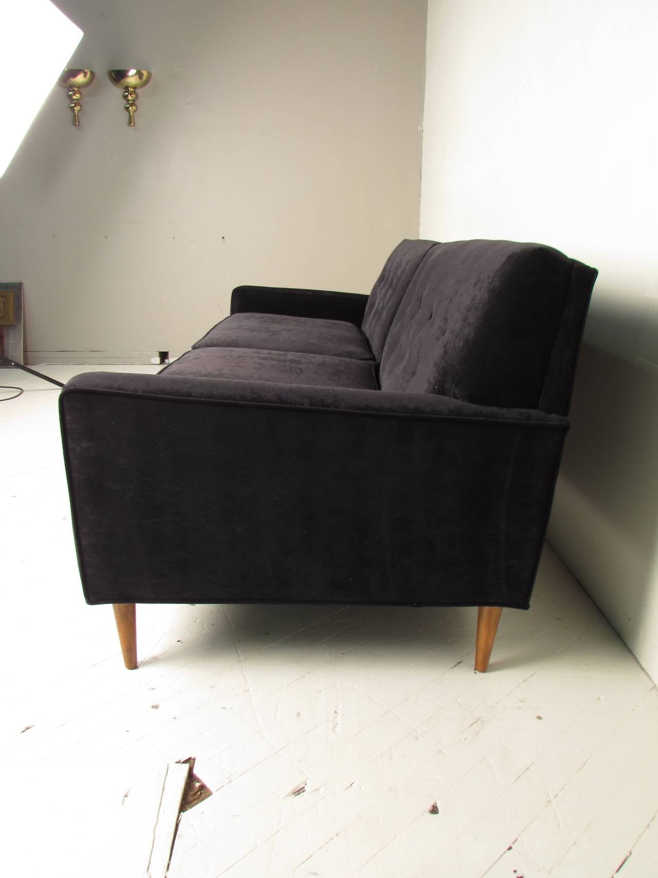 Mid-20th Century Seductive Black Velvet Sofa in the Style of Milo Baughman