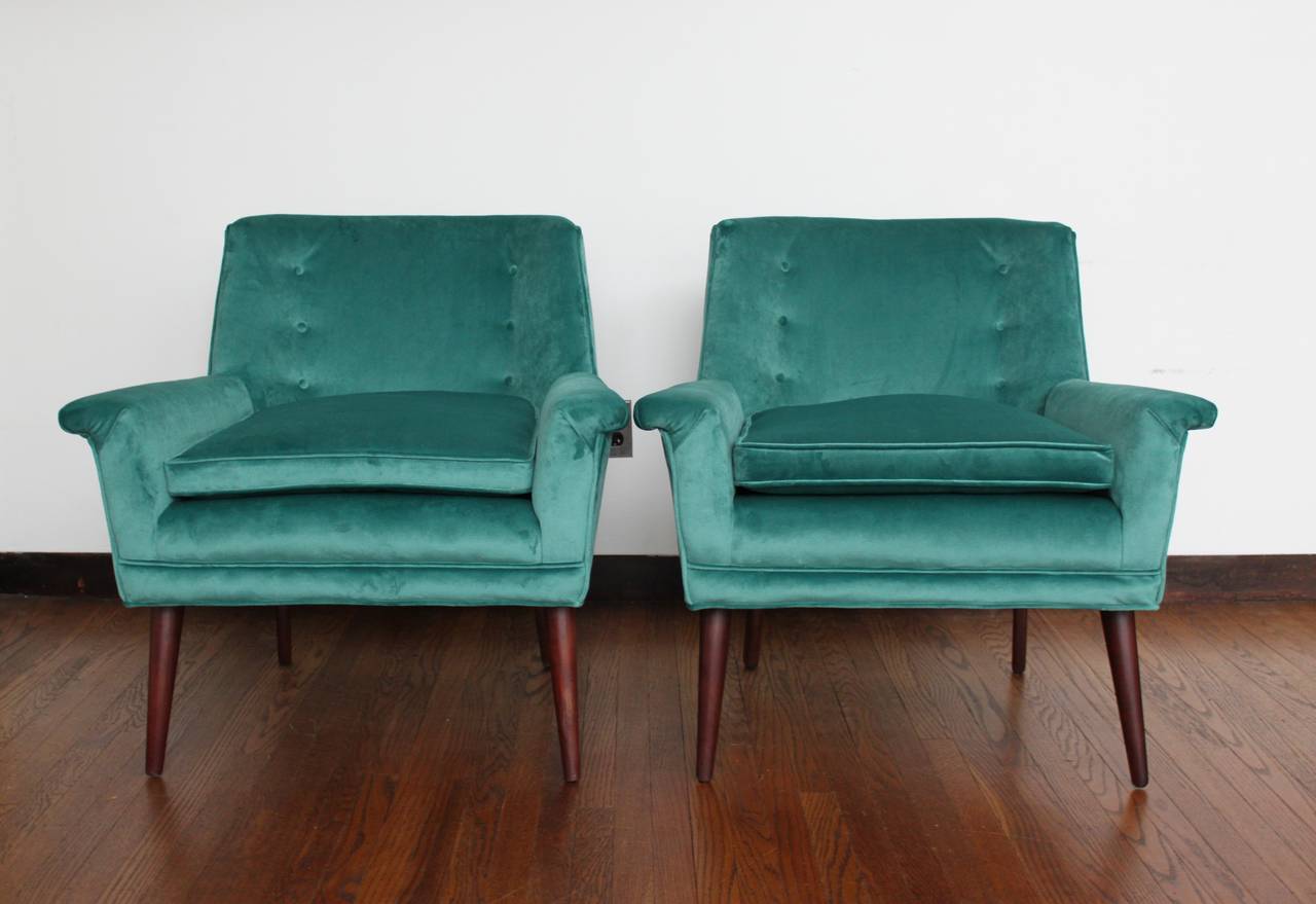 Mid-Century Modern Exceptional Pair of Paul McCobb Style Lounge Chairs in Teal Velvet and Walnut