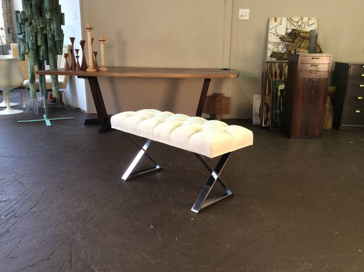 Gorgeous X-based chrome bench in tufted white velvet upholstery by Milo Baughman for Thayer Coggin. This piece is heavy and very well made. Chrome is in excellent vintage condition with less than average wear for age and use. The upholstery is new.