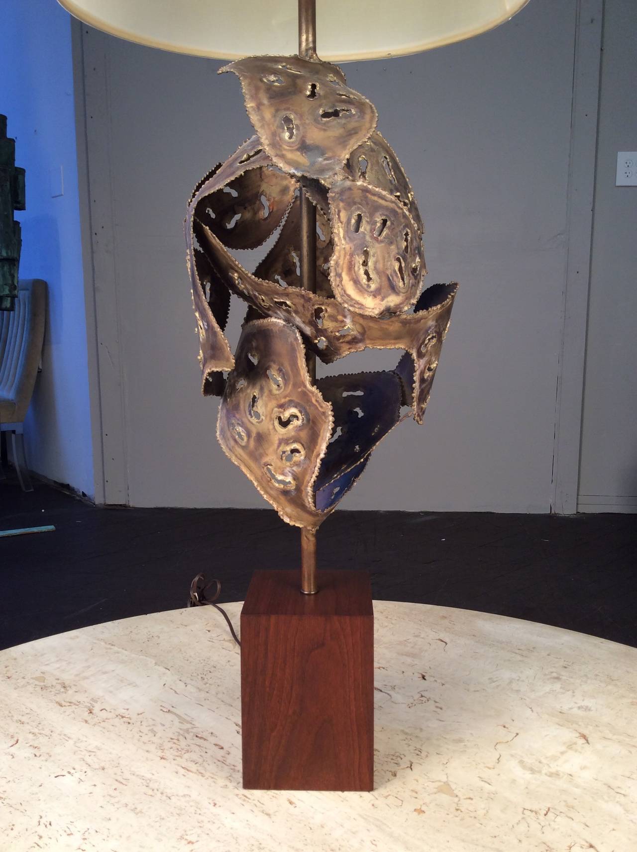 Large Brutalist Welded Brass Table Lamp by Laurel Lighting Co., circa 1975