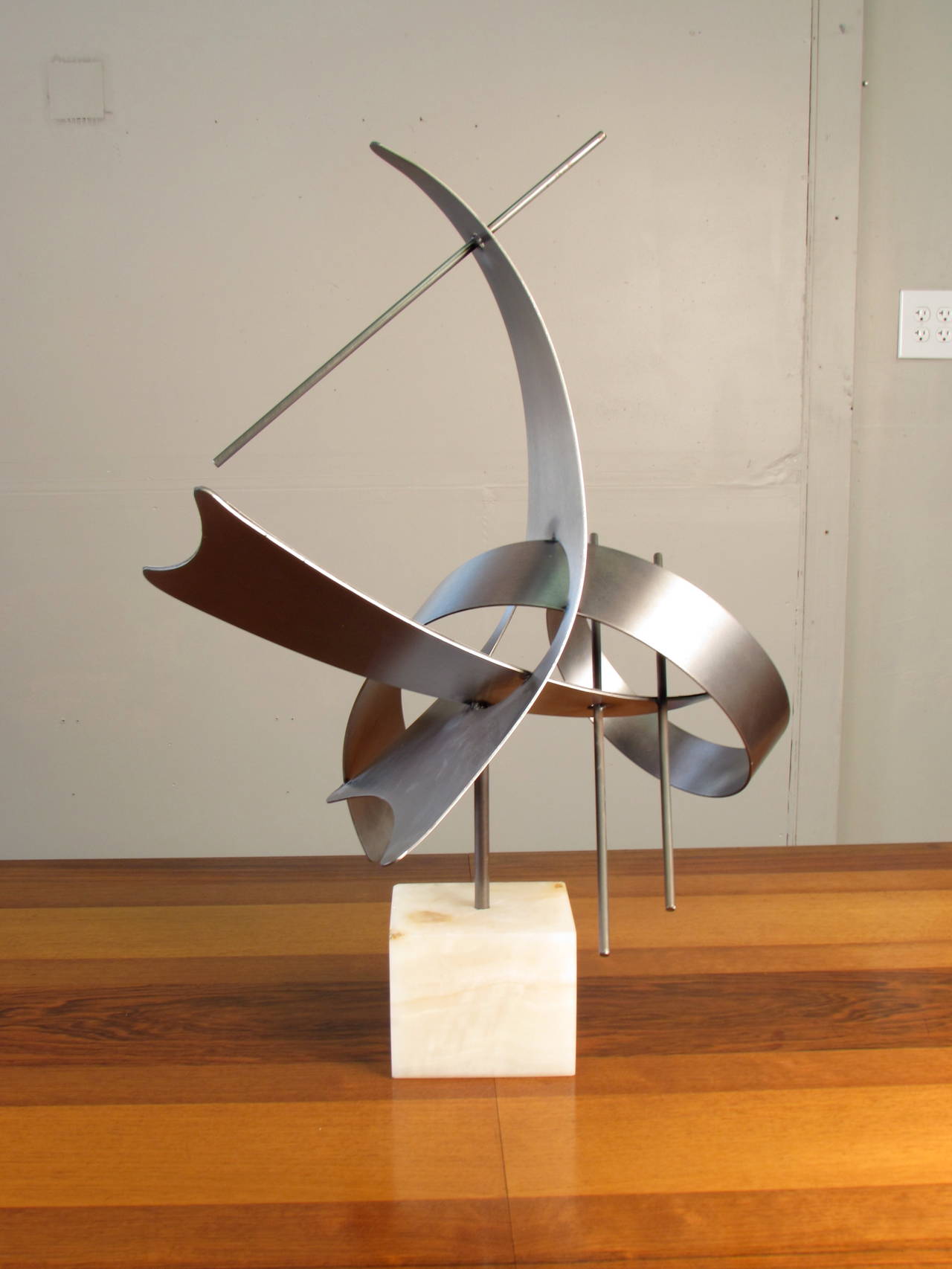 Late 20th Century Large-Scale Abstract Modern Stainless Steel Table Sculpture by Curtis Jere, 1979