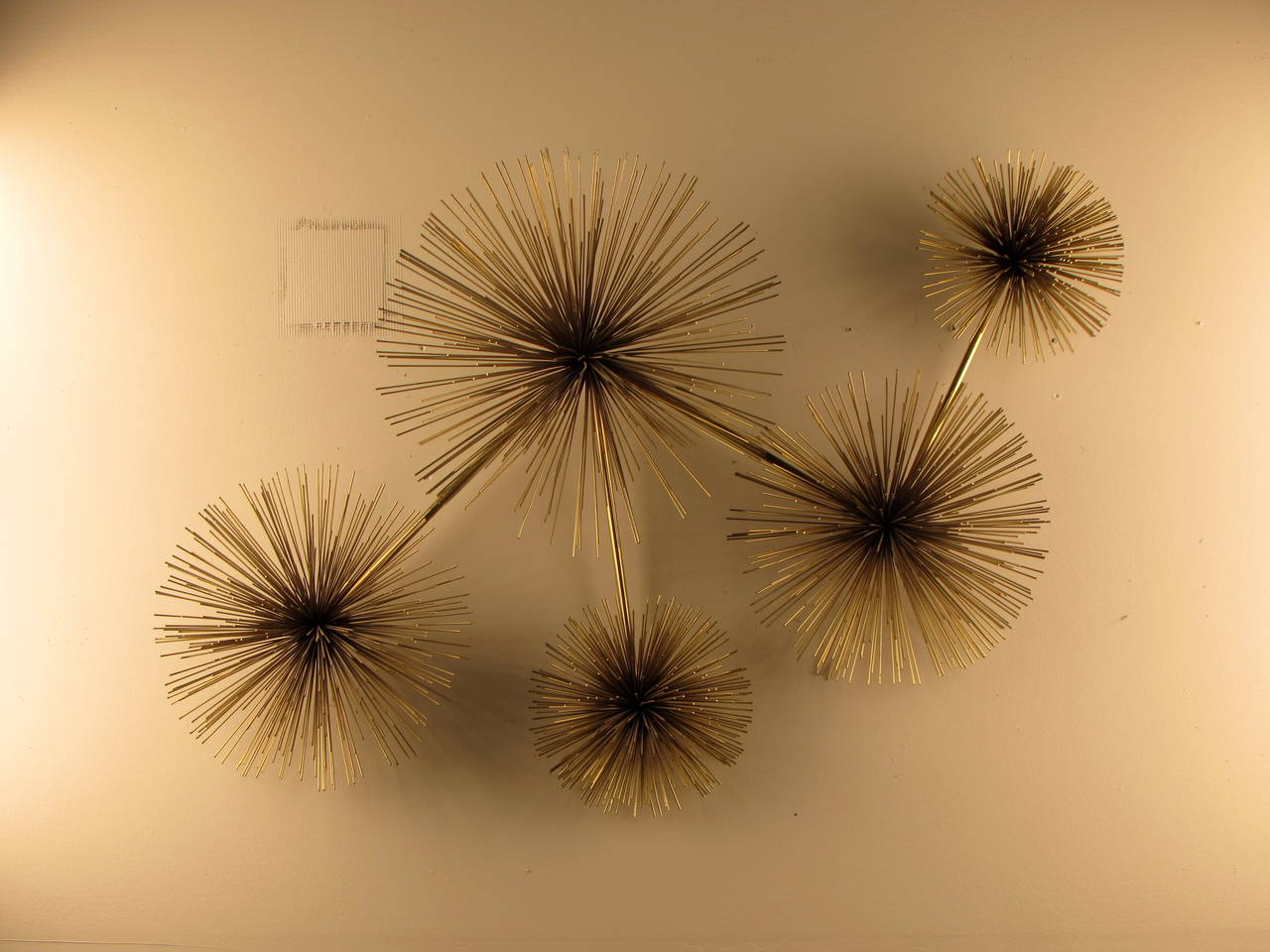 Large Brass Pom Pom Starburst Wall Sculpture by Curtis Jere, USA, 1979 In Excellent Condition In New York, NY