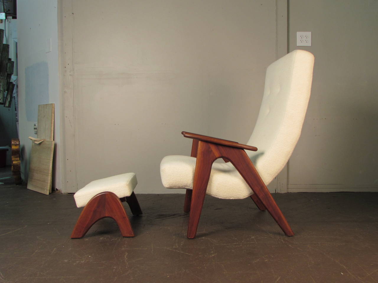 Rare and Very Comfortable Lounge Chair and Ottoman by Adrian Pearsall, 1960s 2