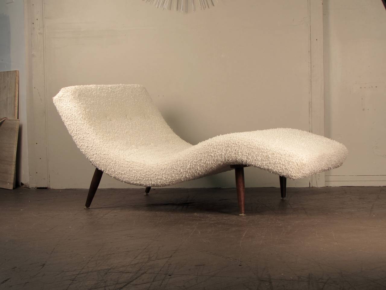 Walnut Undulating Wave Chaise Lounge by Adrian Pearsall for Craft Associates, 1960s