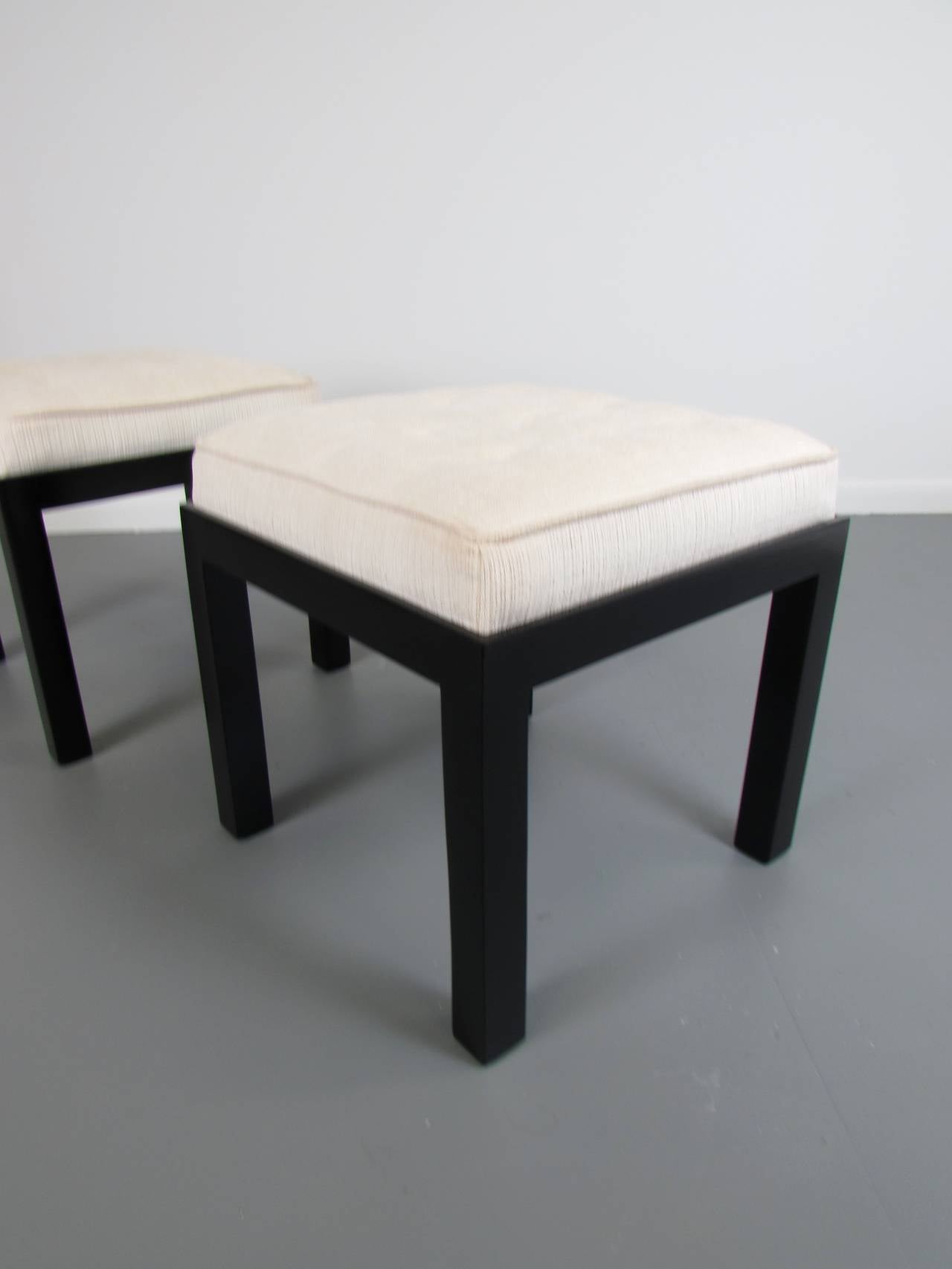 Handsome Upholstered Stools or Benches in the Style of Harvey Probber, 1960s In Excellent Condition In New York, NY