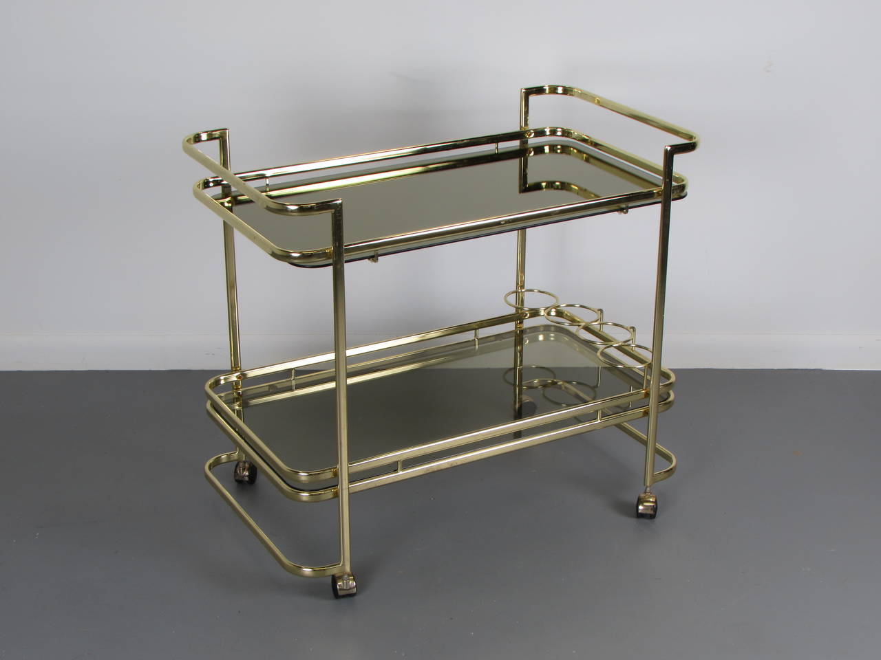 Beautiful Radiant Brass Bar Cart with Smoked Glass, 1970s In Excellent Condition In New York, NY