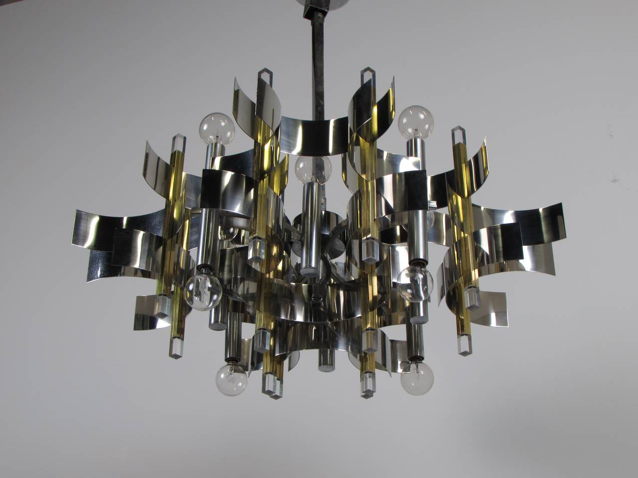 American Sculptural Brass Chrome and Lucite Chandelier by Gaetano Sciolari, Signed 1970s