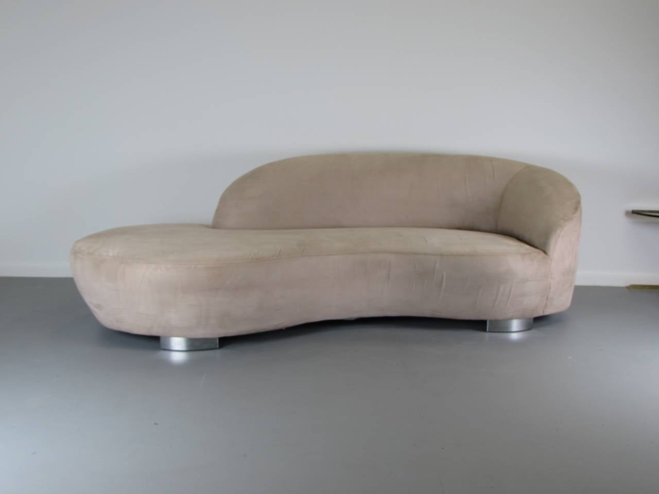 American Serpentine Cloud Sofa by Vladimir Kagan for Directional, 1970s