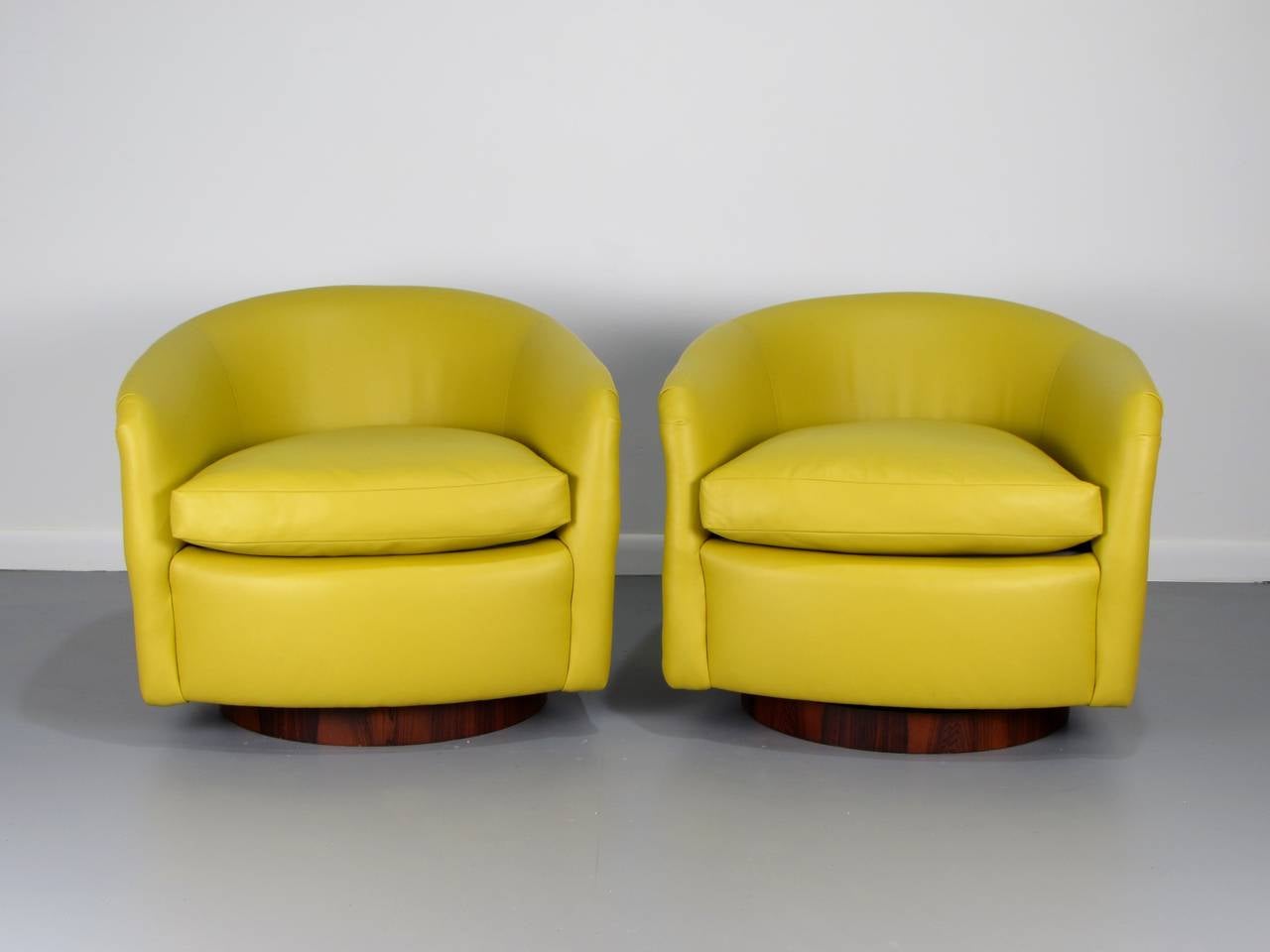 Rare Rosewood Wrapped Swivel Tub Chairs in Leather by Milo Baughman, 1970s 1