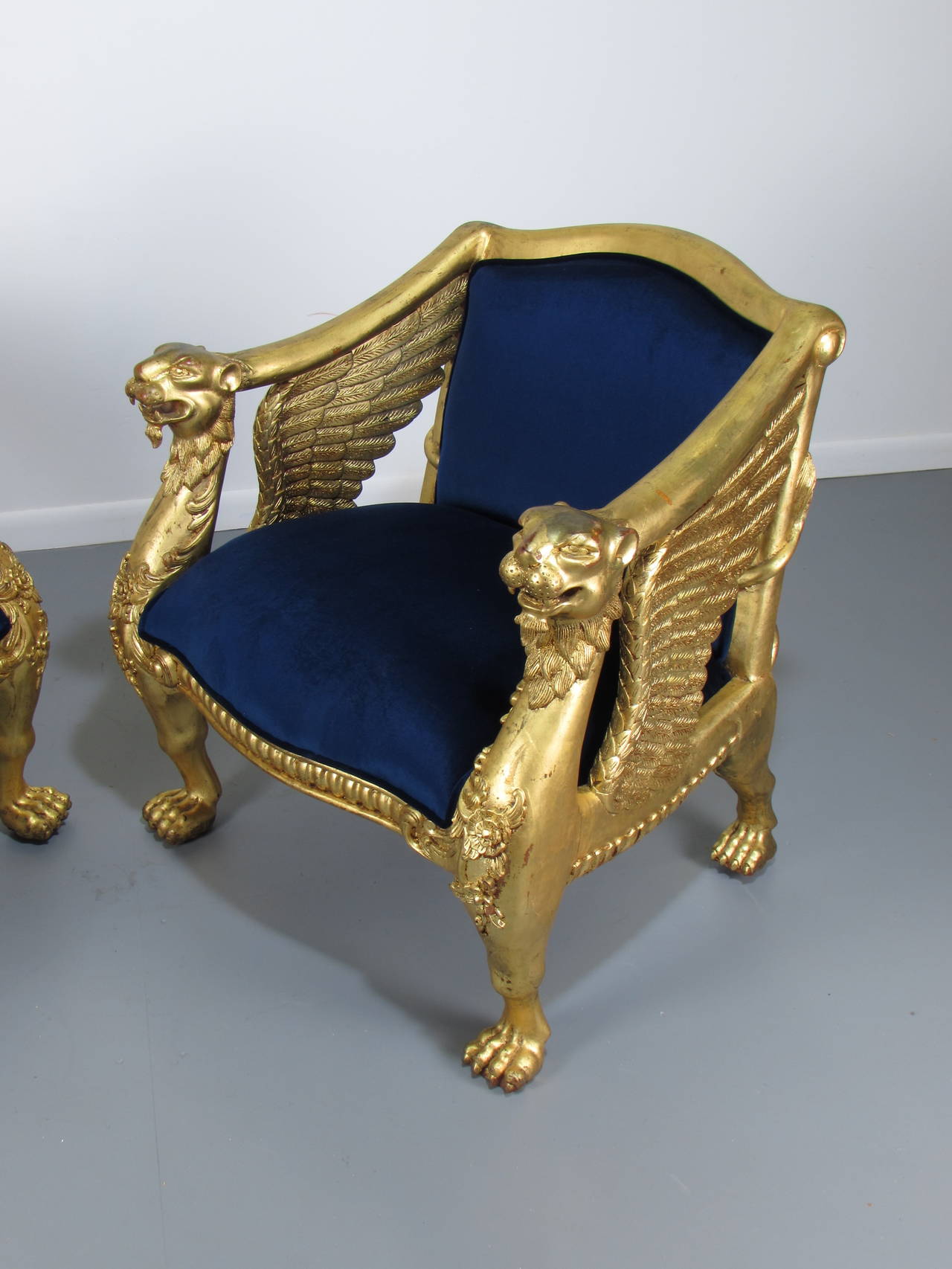 19th Century French Winged Lion Giltwood Empire Throne Bergeres 2