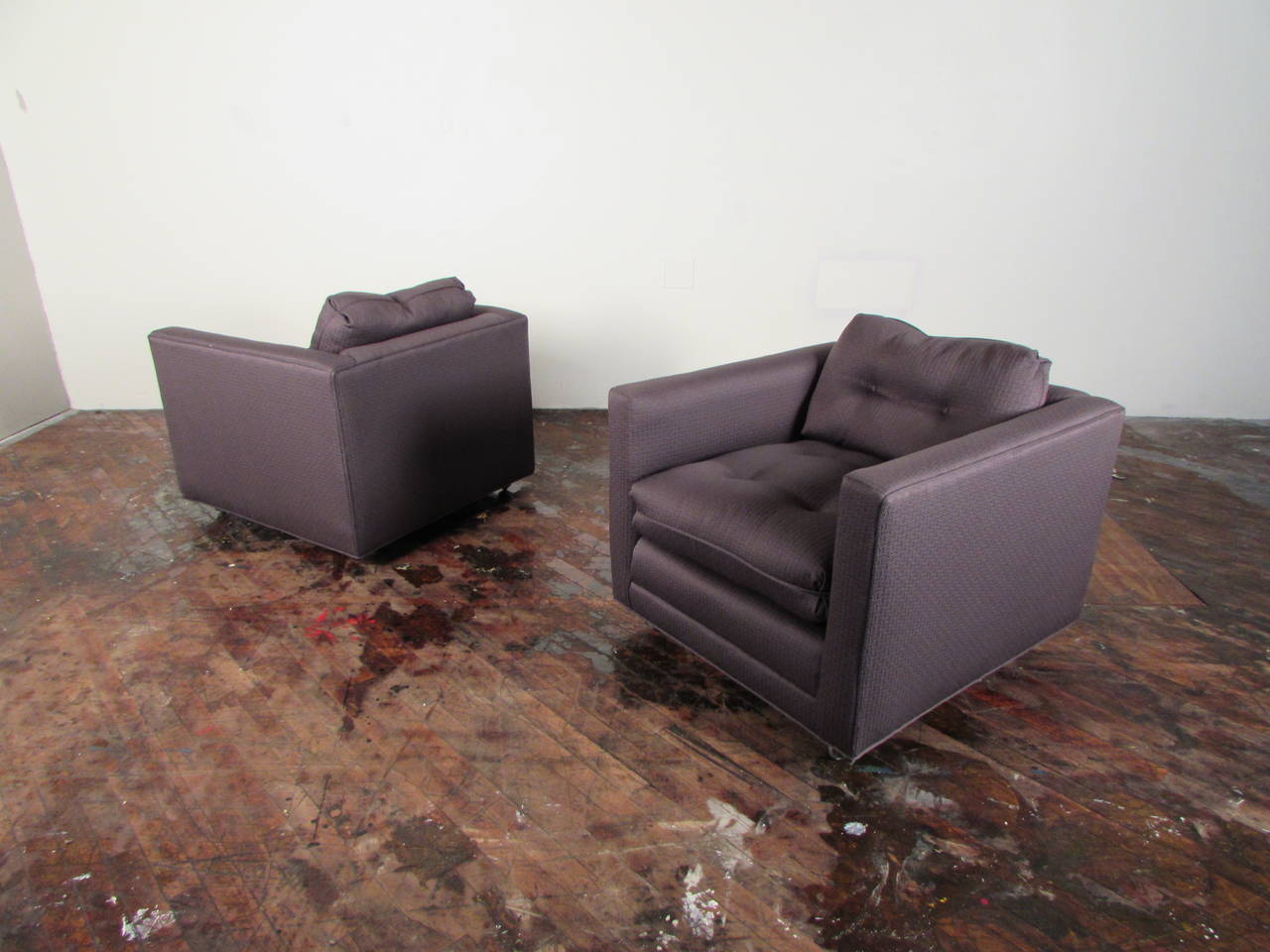 American Handsome Pair of Henredon Club Chairs with Down Cushions