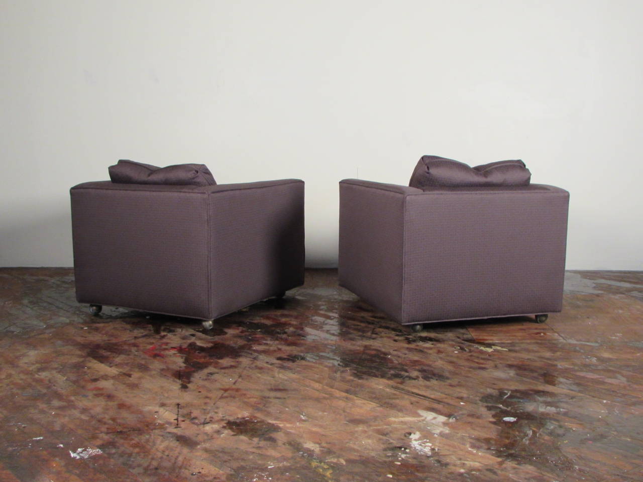 Late 20th Century Handsome Pair of Henredon Club Chairs with Down Cushions