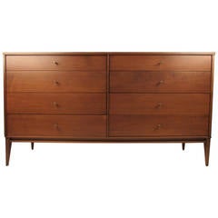 Stately Paul McCobb Planner Group Eight-Drawer Dresser for Winchendon