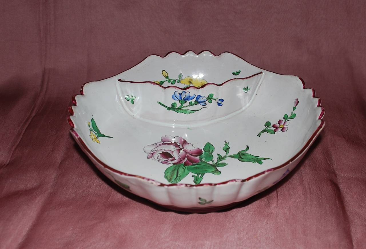 20th Century Vintage Strasbourg Style Faience Crudite Dish For Sale