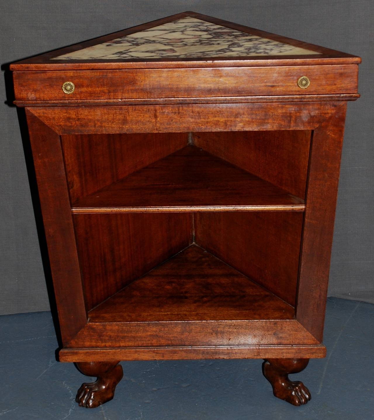 Pair of Italian Marble-Top Side Tables In Good Condition For Sale In New York, NY