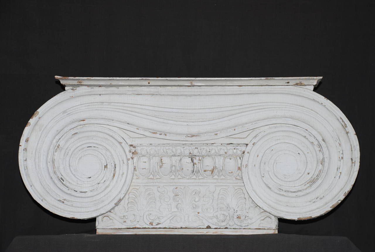 Pair of Large Ionic Painted Wood Capitals In Good Condition For Sale In New York, NY