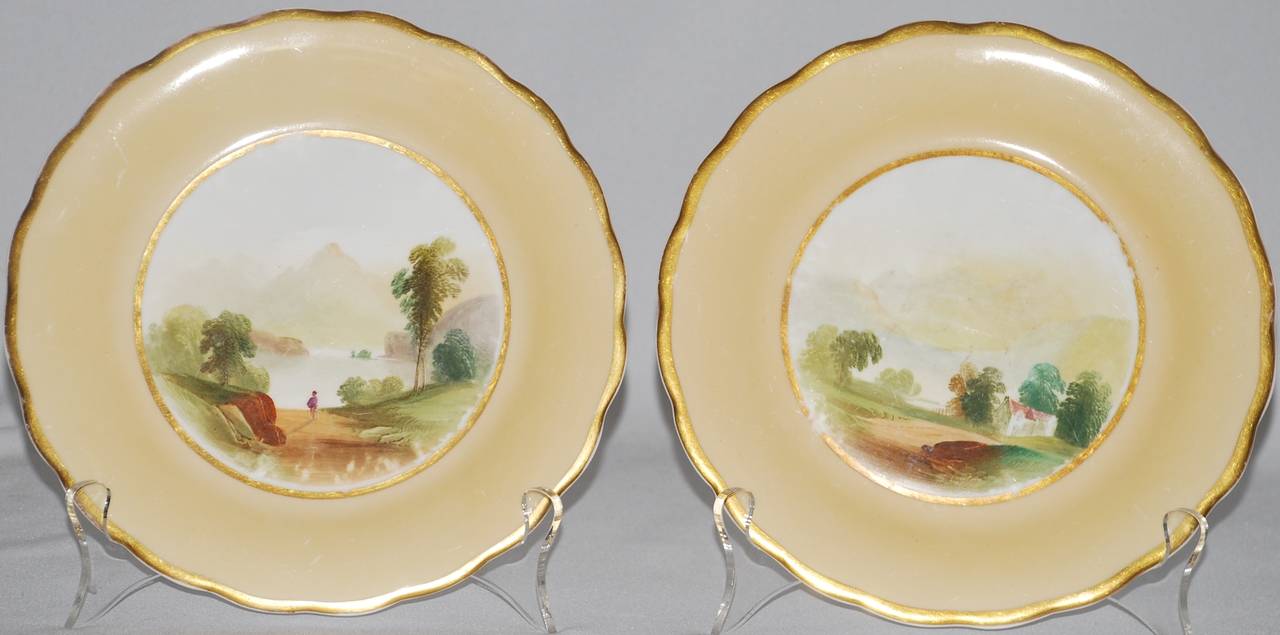 Porcelain Set of 12 Gilt-Rimmed Dessert Plates and Cake Stand with Scottish Scenes For Sale
