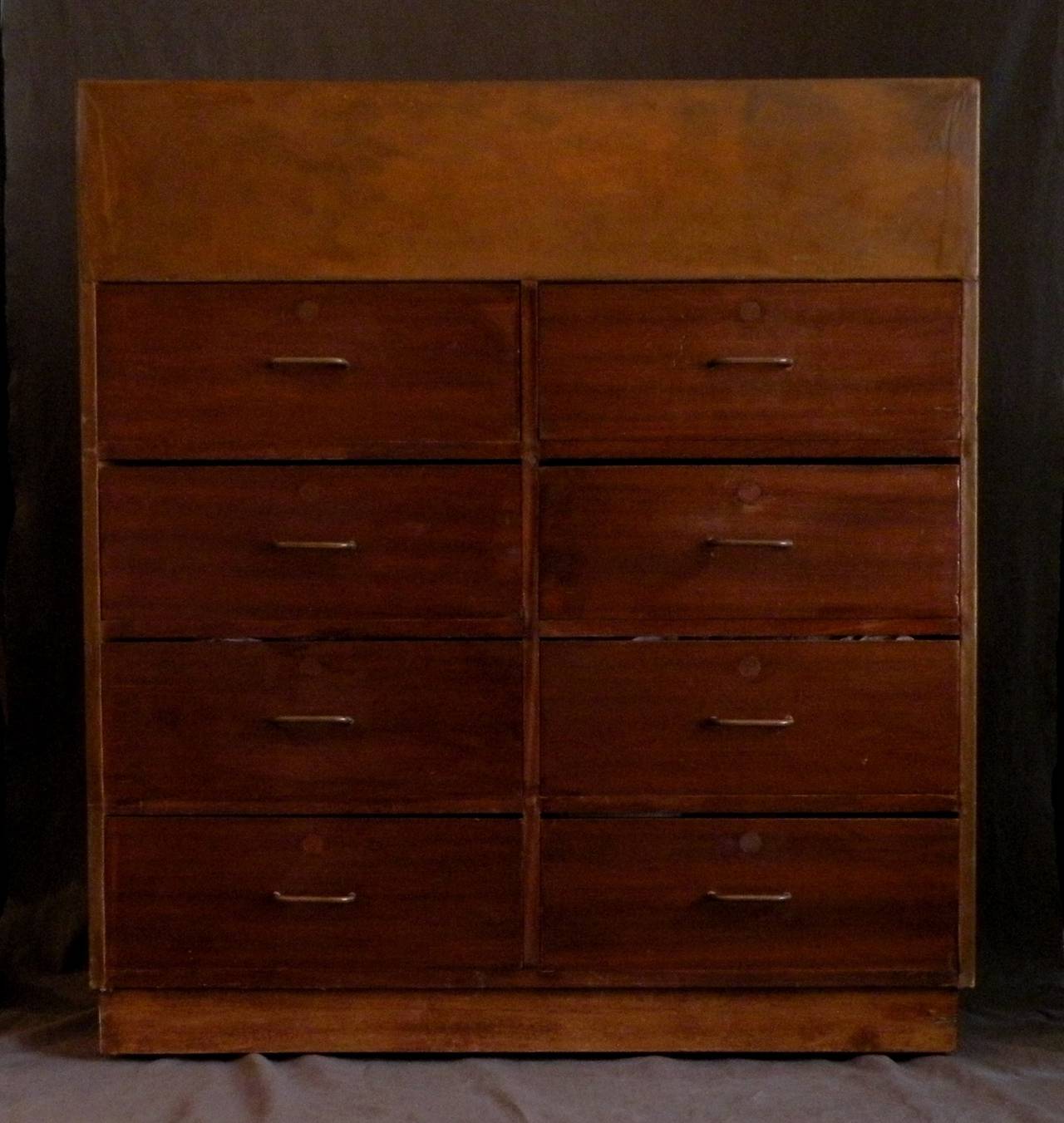 hotel chest of drawers