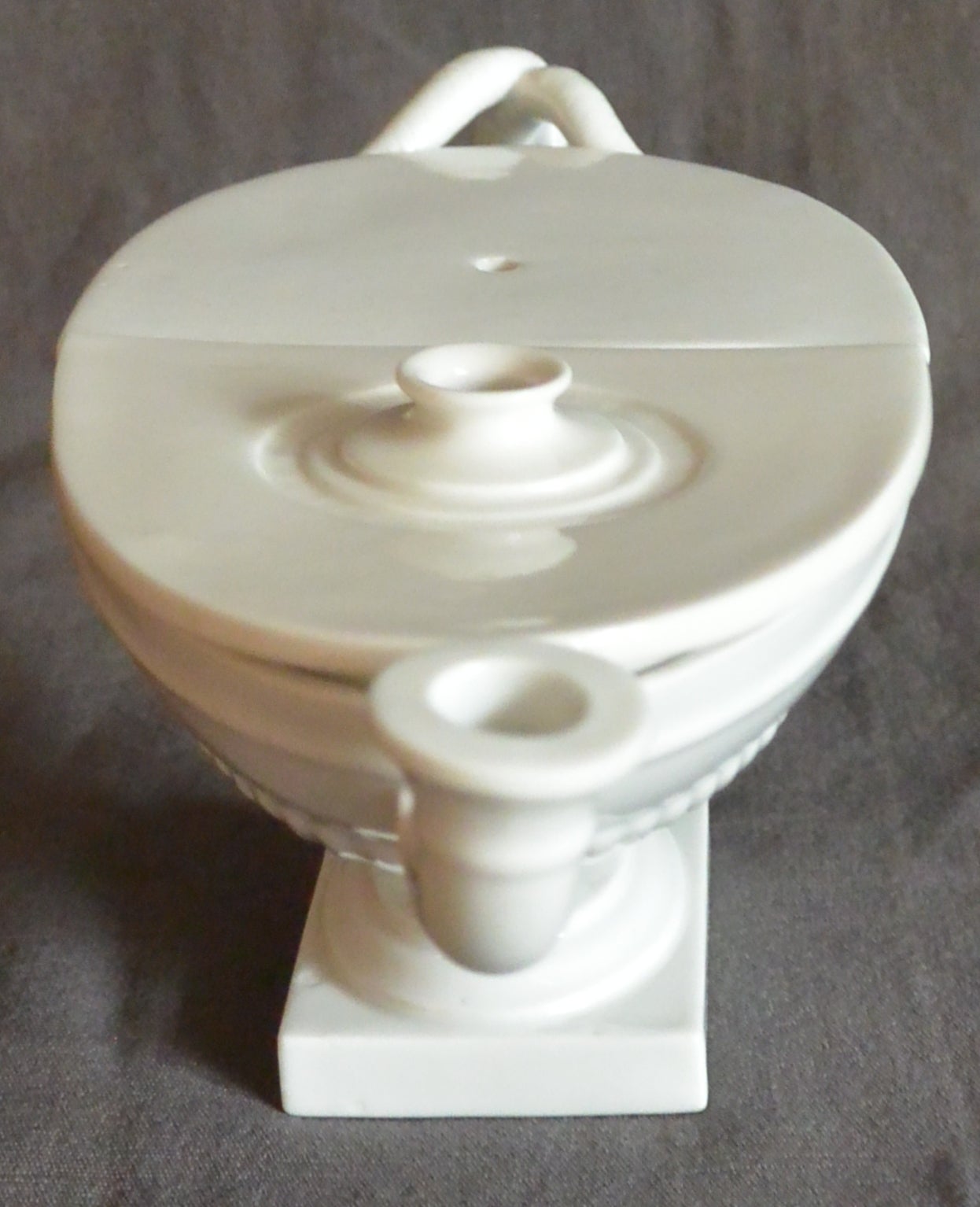 20th Century White Porcelain Neoclassical Style Amphora Oil Lamp For Sale