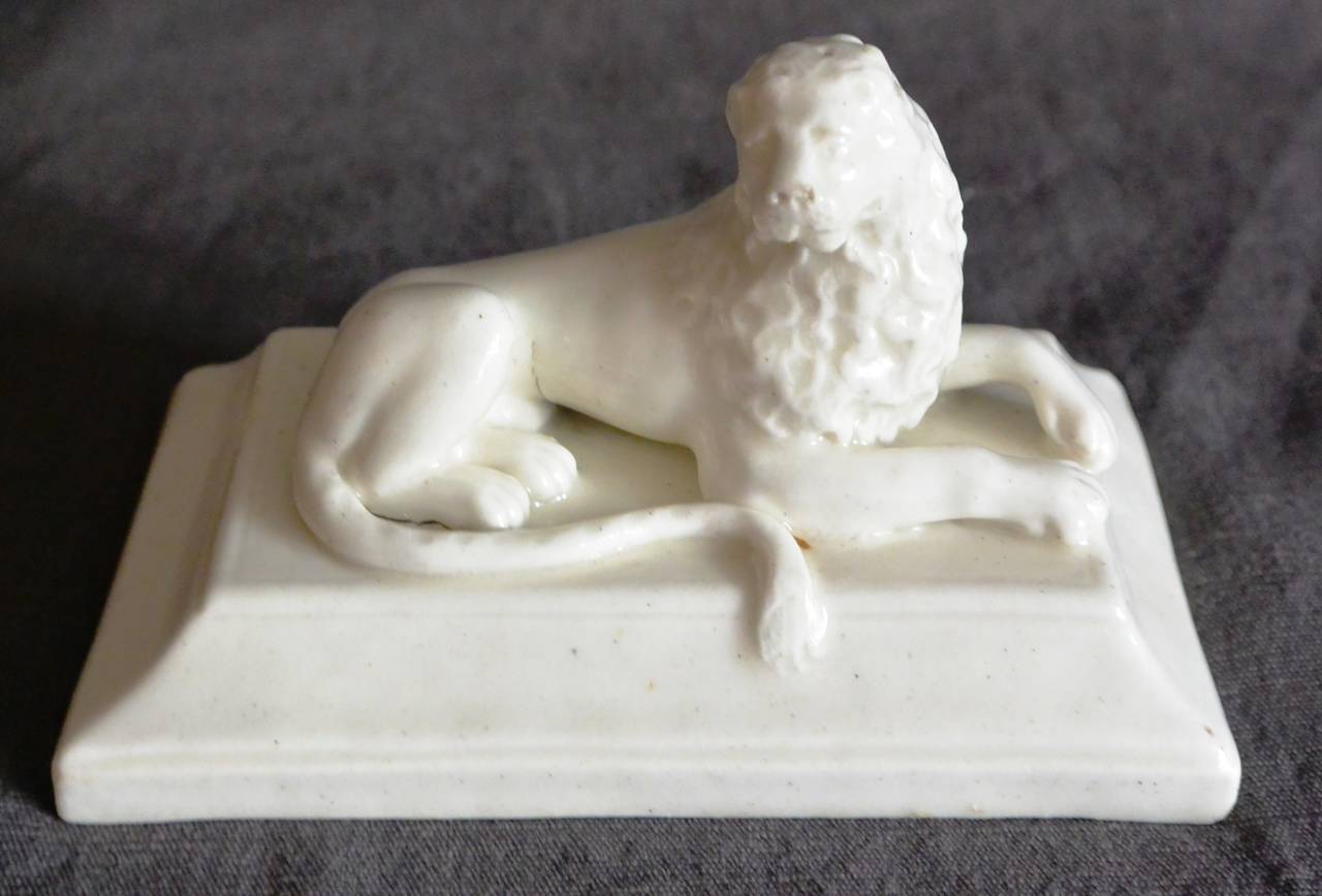 Vinovo Porcelain Lion Sculpture For Sale 1