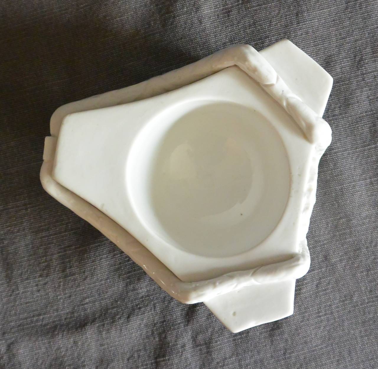 18th Century Neoclassical White Porcelain Salt Dish For Sale