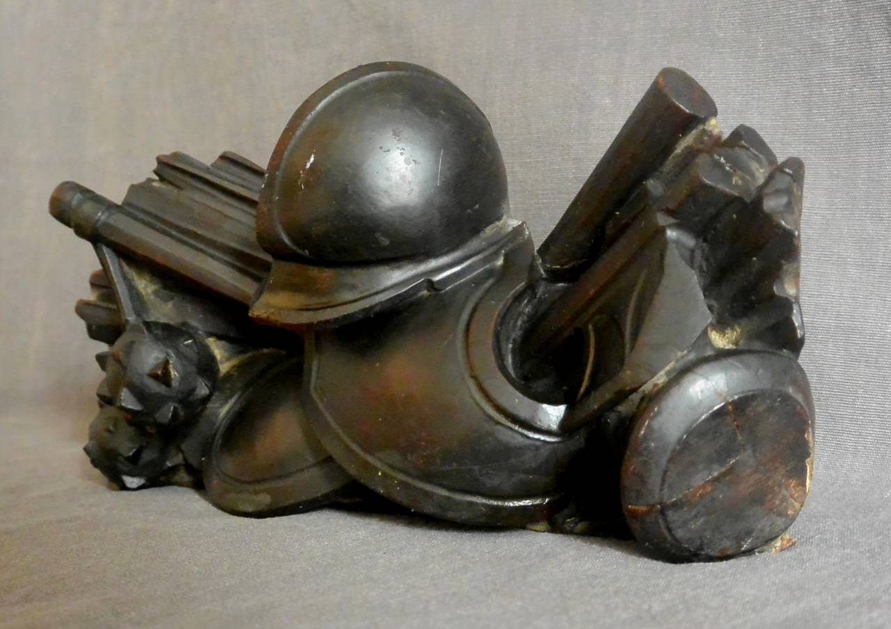 Sculpté Trophée militaire anglais en vente