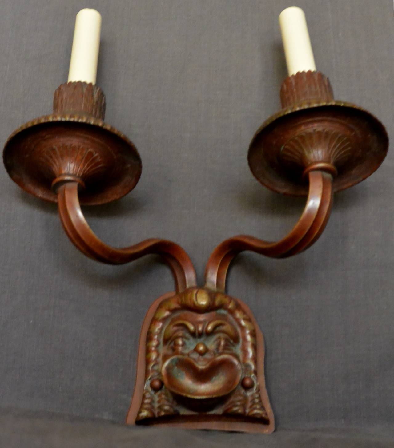 Etruscan Mask Sconce In Good Condition For Sale In New York, NY