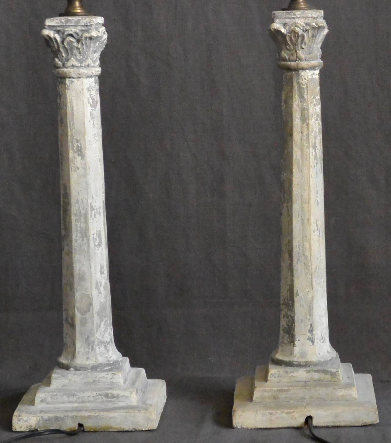 Pair of Continental Plaster Column Lamps In Good Condition In New York, NY