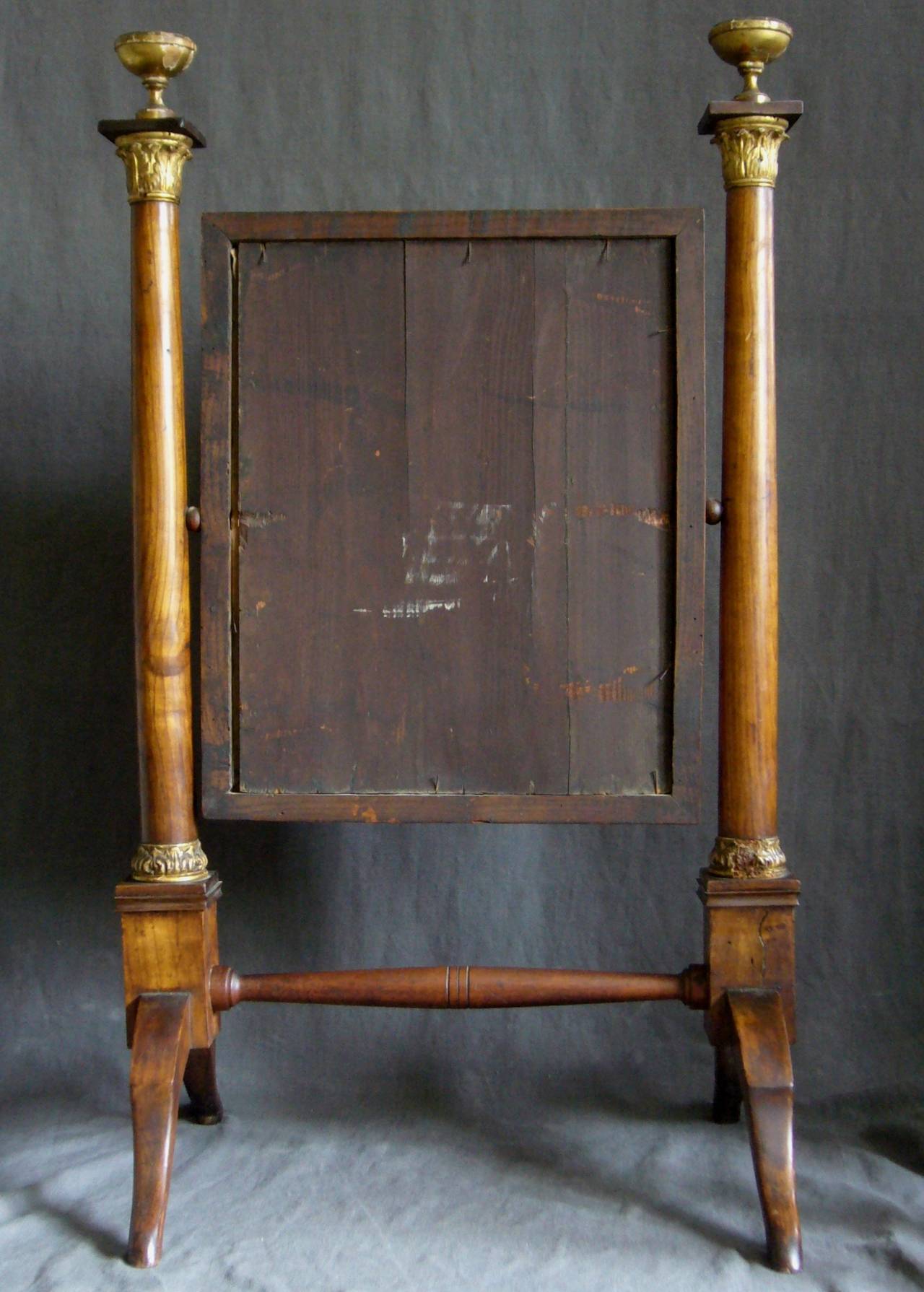 Italian Fruitwood Dressing Mirror In Excellent Condition For Sale In New York, NY