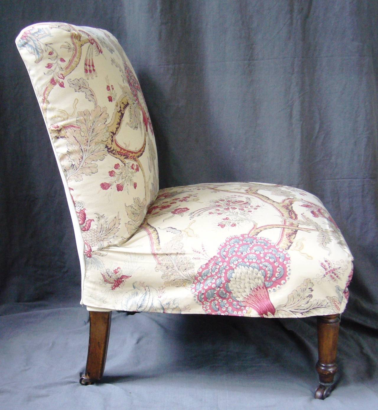 English Slipper Chair In Good Condition In New York, NY