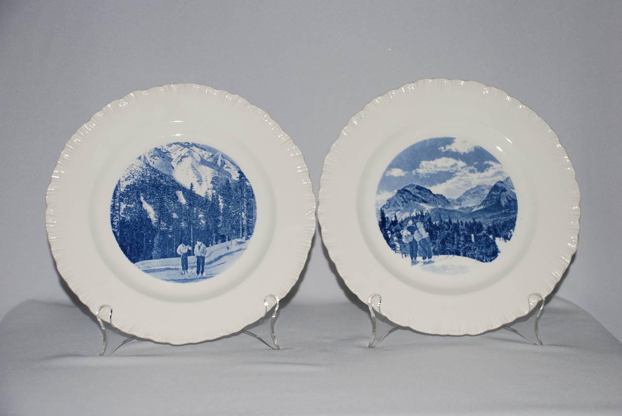 Wedgwood Blue and White Ski Plates In Excellent Condition In New York, NY