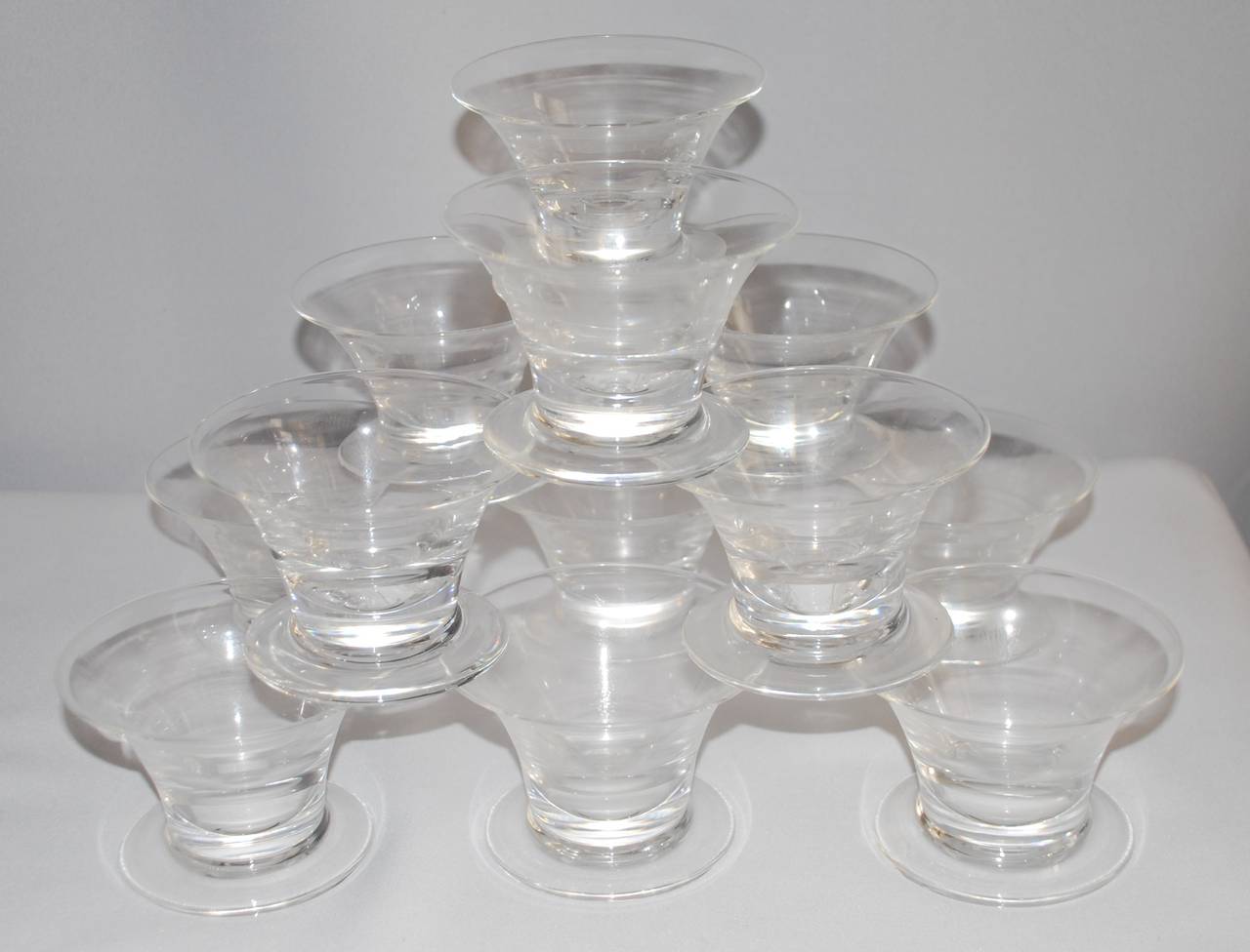 12 Steuben Crystal Bowls Signed In Excellent Condition In New York, NY
