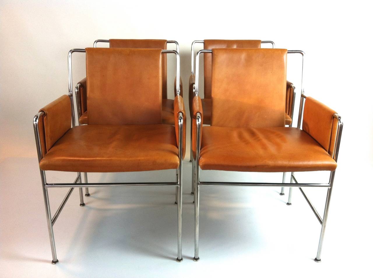 Mid-Century Modern Rare Ward Bennett Table and Four Envelope Chairs for Brickell