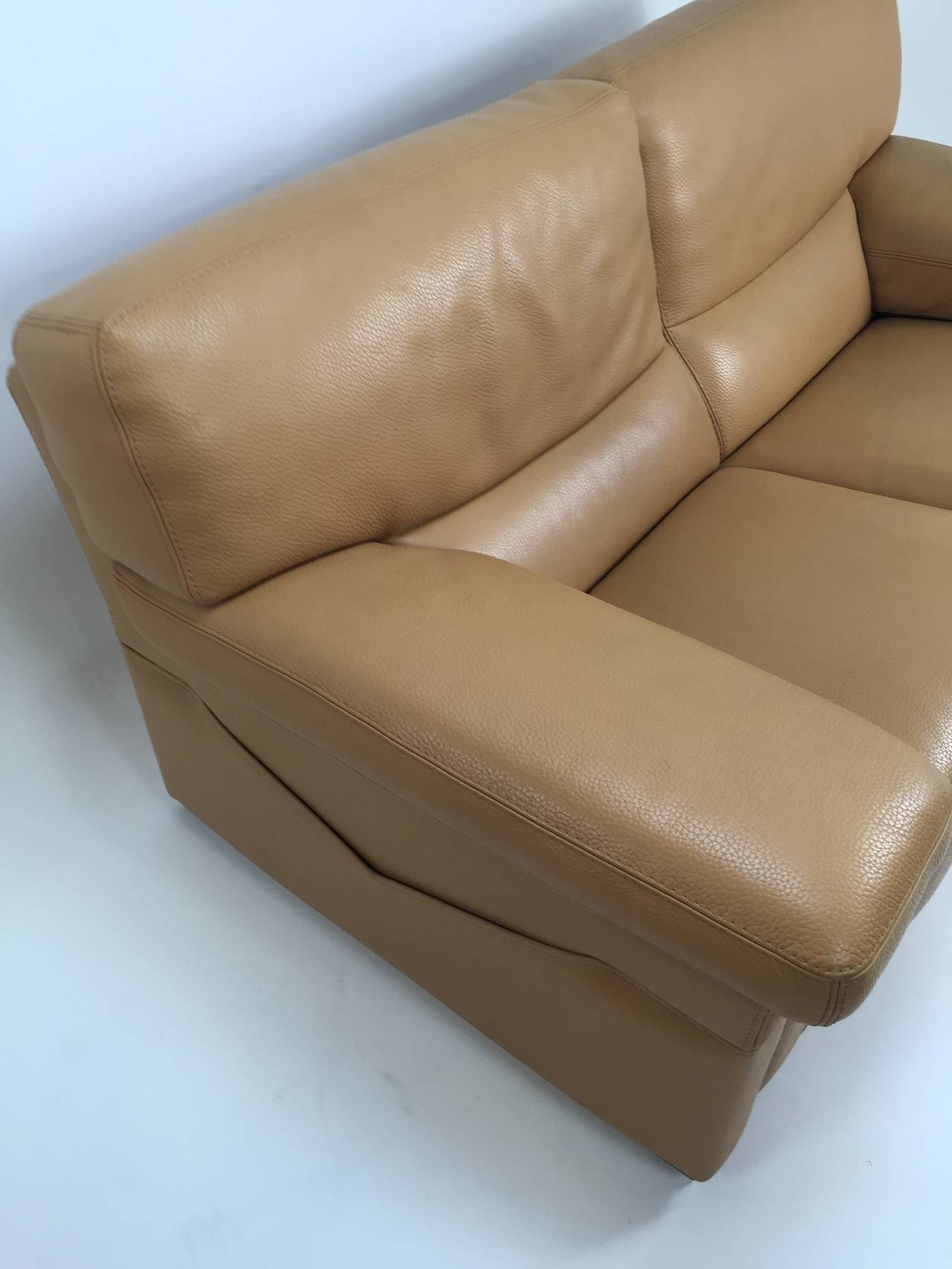 Late 20th Century Pair of Roche Bobois Sofas in Caramel Leather