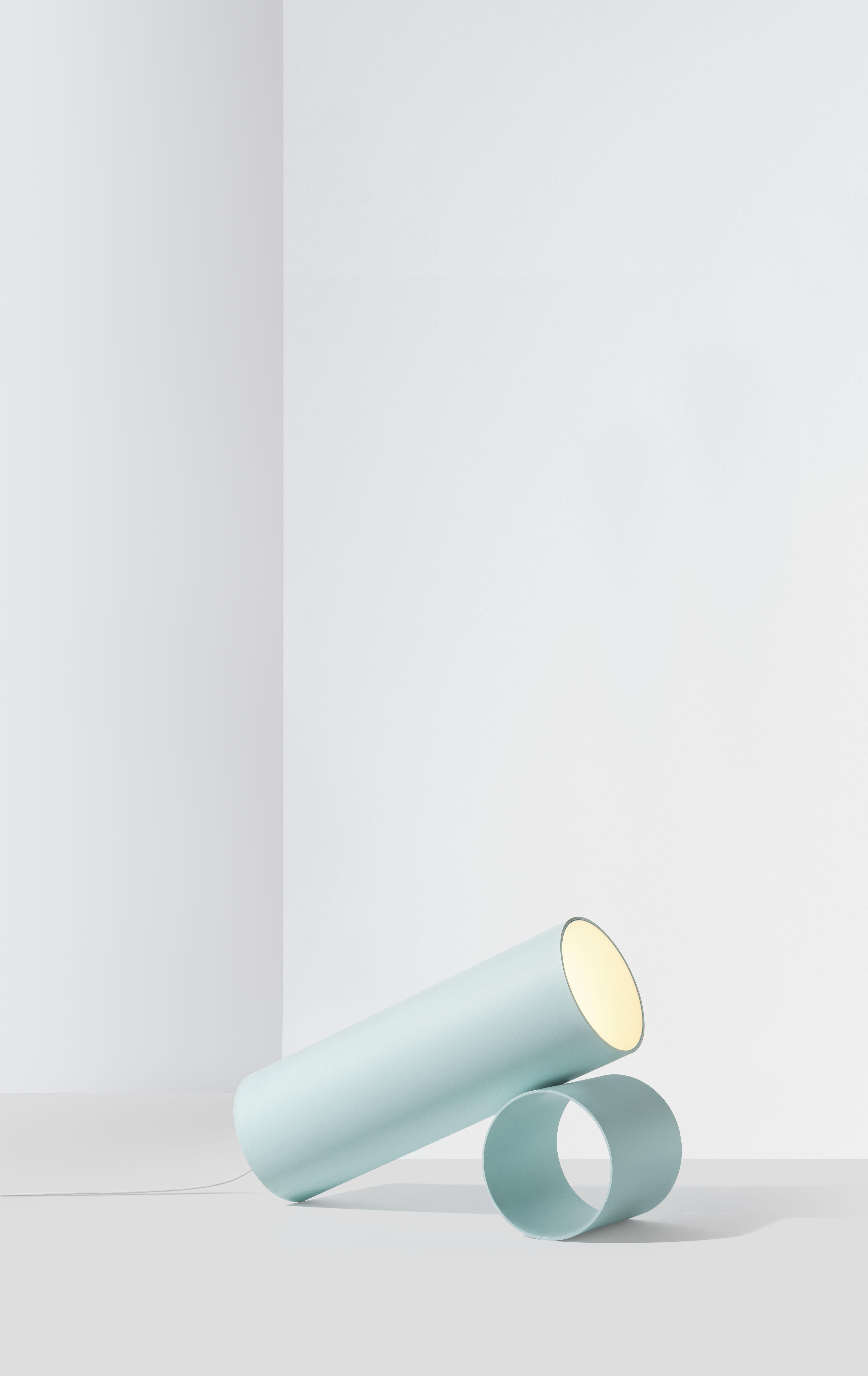 En venta: Lámpara de pie Flos Sawaru de Nendo Blue (Light Blue) 4