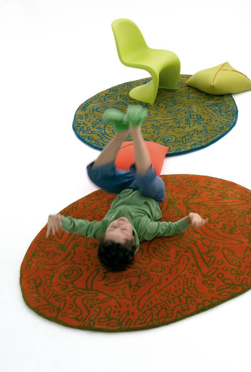 Indian Bichos Y Flores Pistachio Hand-Tufted Wool Rug by Javier Mariscal in Stock