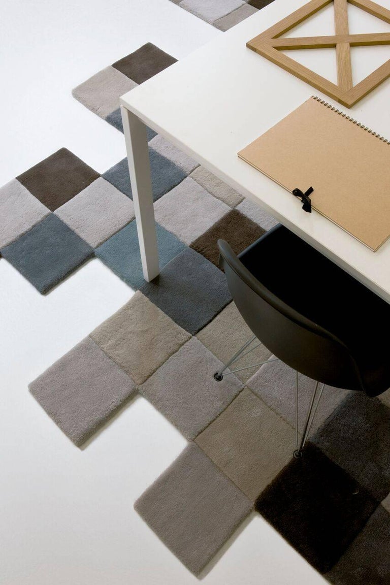 Ron Raz Rug Do-Lo-Rez 1 Grey Hand-Tufted New Zealand Wool Area Rug by Ron Arad in ...