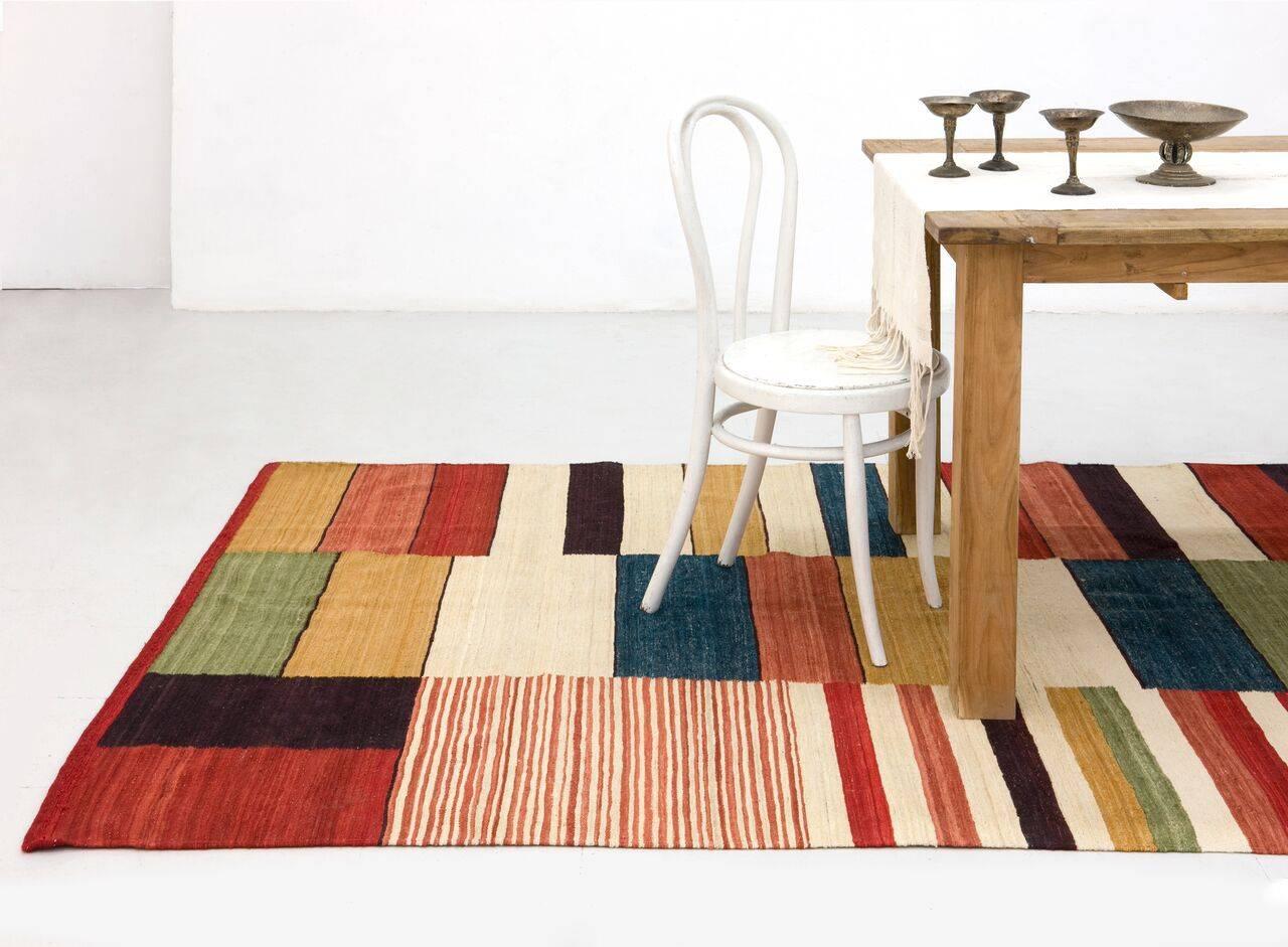 Inspired by rugs from long ago, this collection revisits the original essence, focusing on texture and usage through the kilim technique.

Originally, rugs were used to protect people from direct contact with the ground. Entire communities and
