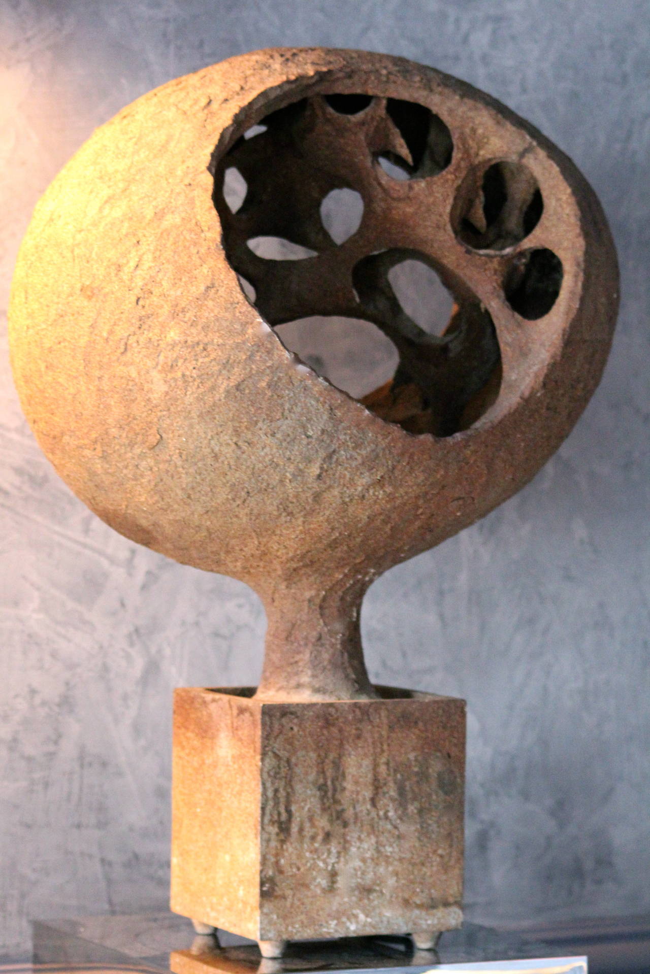 Mid-20th Century Incredible Egg Stone Fountain Sculpture By Bruce Cushman, Circa 1967