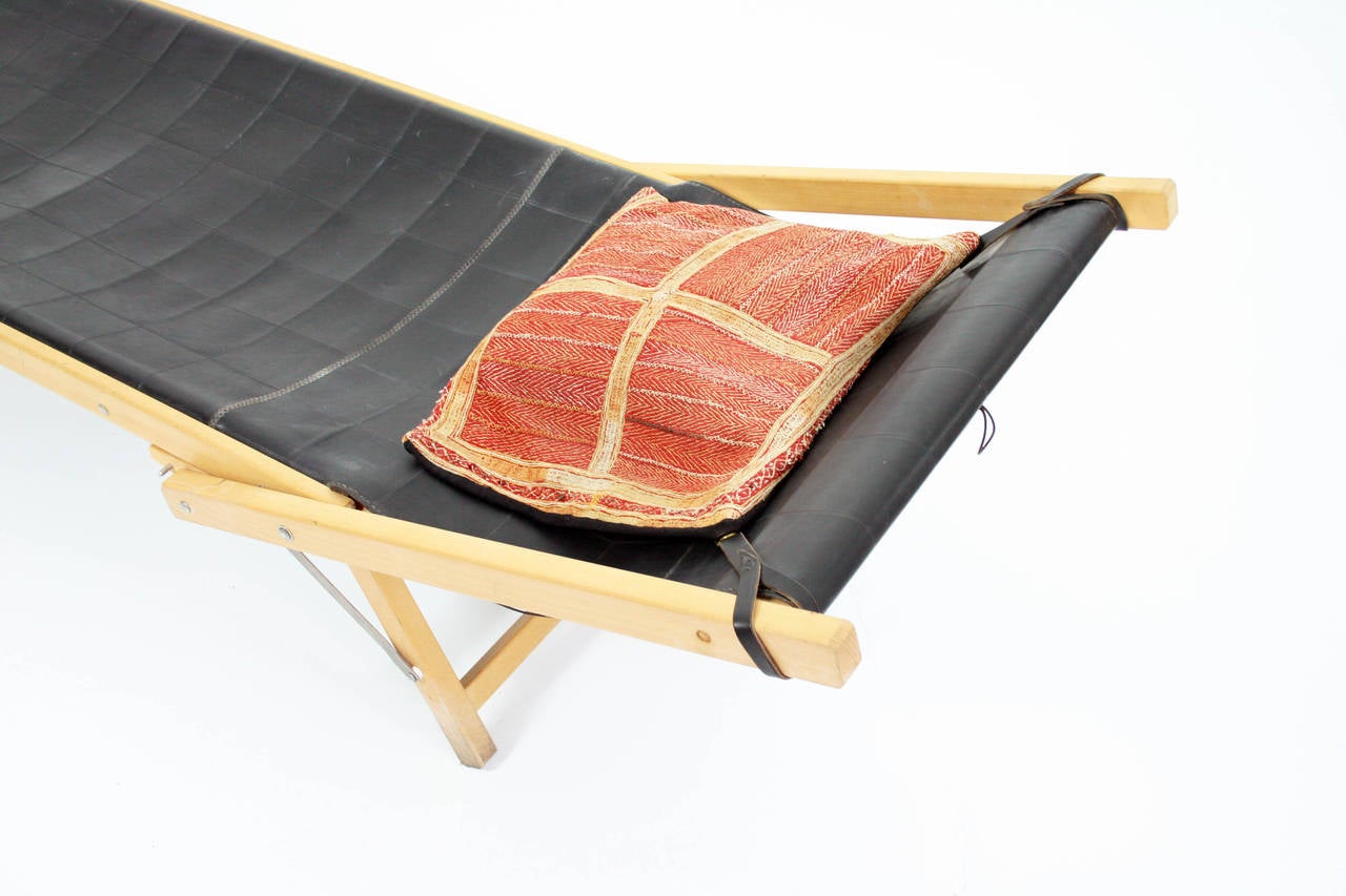 Minimalist Rare Limited Edition Henry Beguelin Leather Safari Adjustable Chaise Lounge For Sale