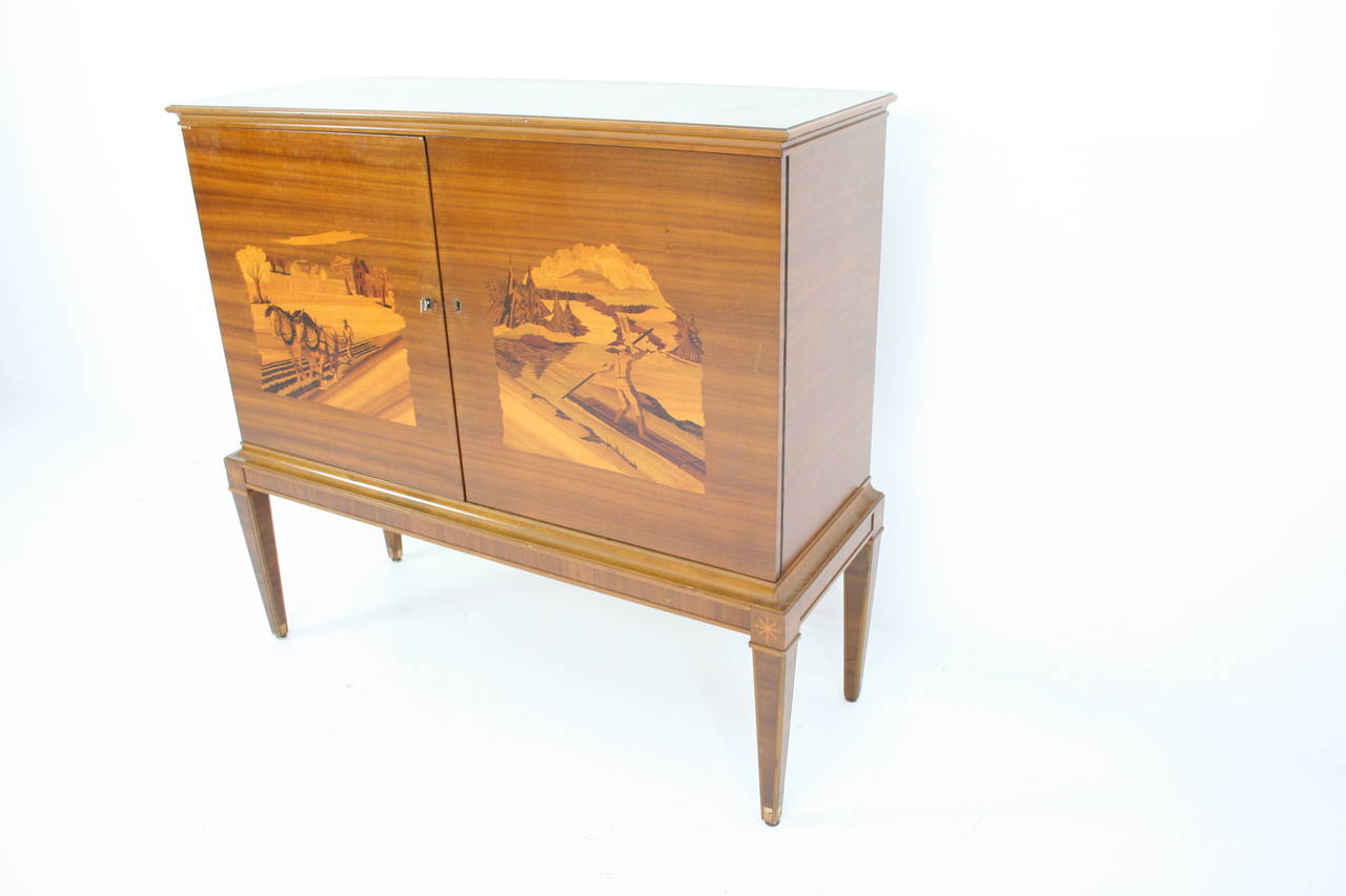 Swedish Art Deco Intarsia Bar Cabinet of Golden Elm In Good Condition In Chicago, IL