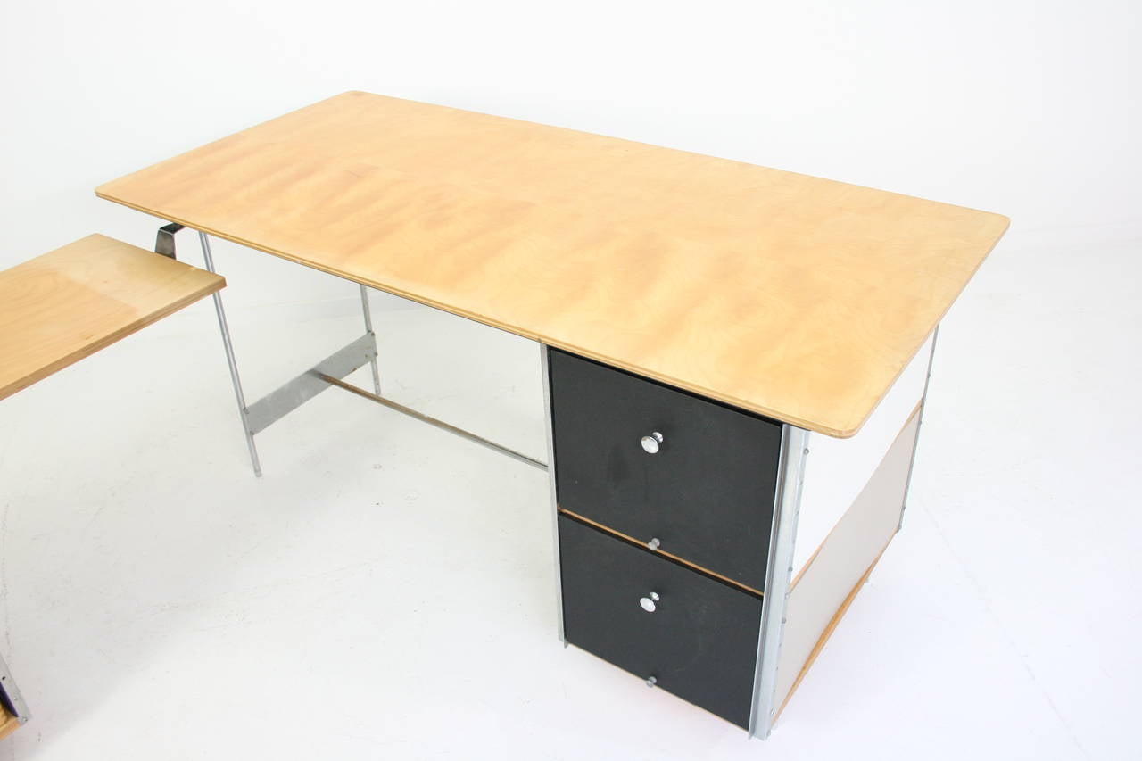 Mid-Century Modern Original Early Second Generation Eames ESU Desk with Return