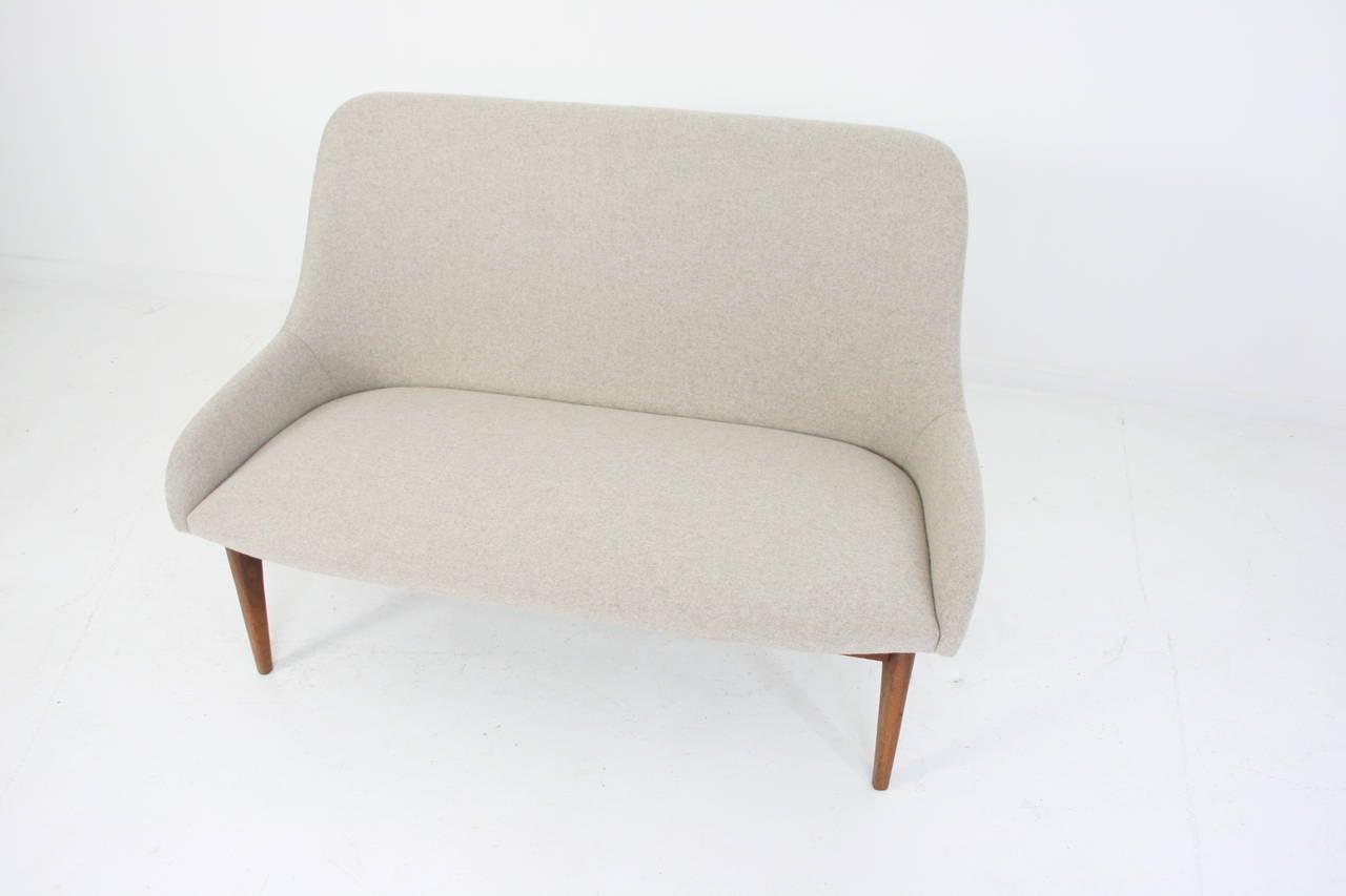 Mid-Century Modern Danish Modern Sculptural Settee in Wool Maharam Fabric on Solid Walnut Frame