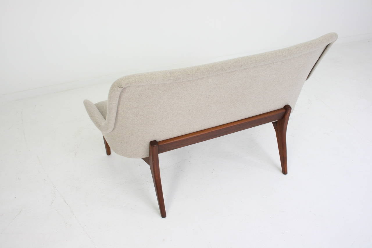 Upholstery Danish Modern Sculptural Settee in Wool Maharam Fabric on Solid Walnut Frame