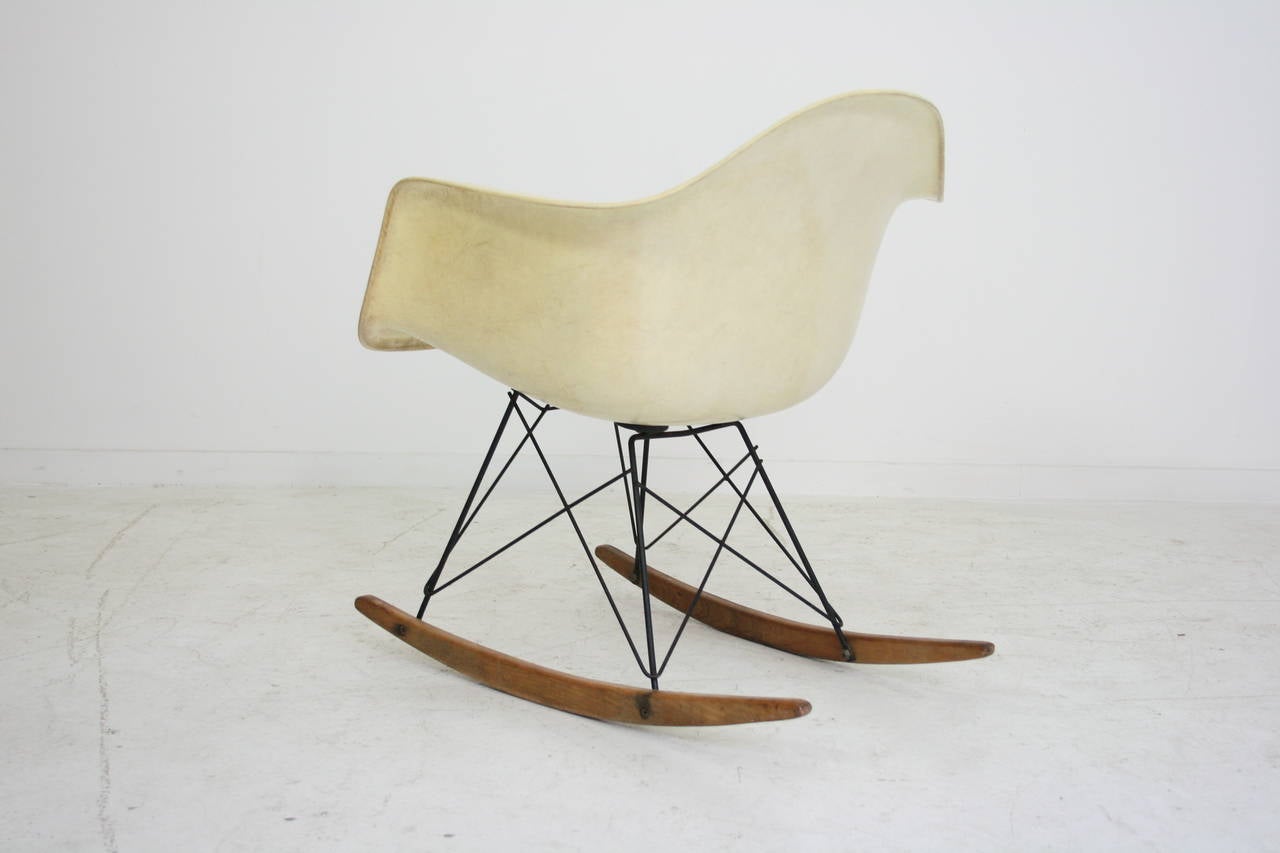 Eames Zenith Rope Edge RAR Rocker by Herman Miller In Good Condition In Chicago, IL