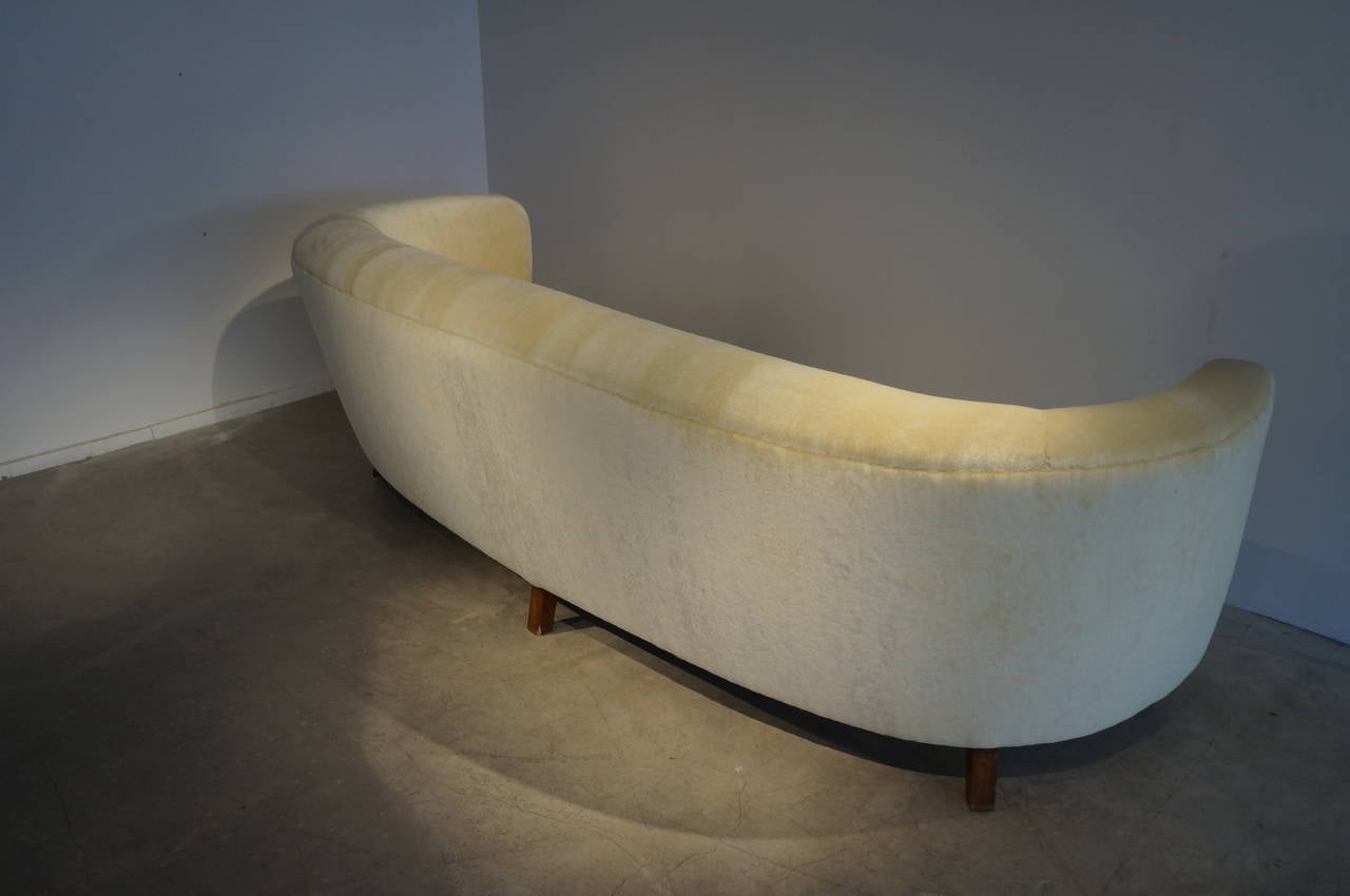 Mogens Lassen Curved Sofa 4