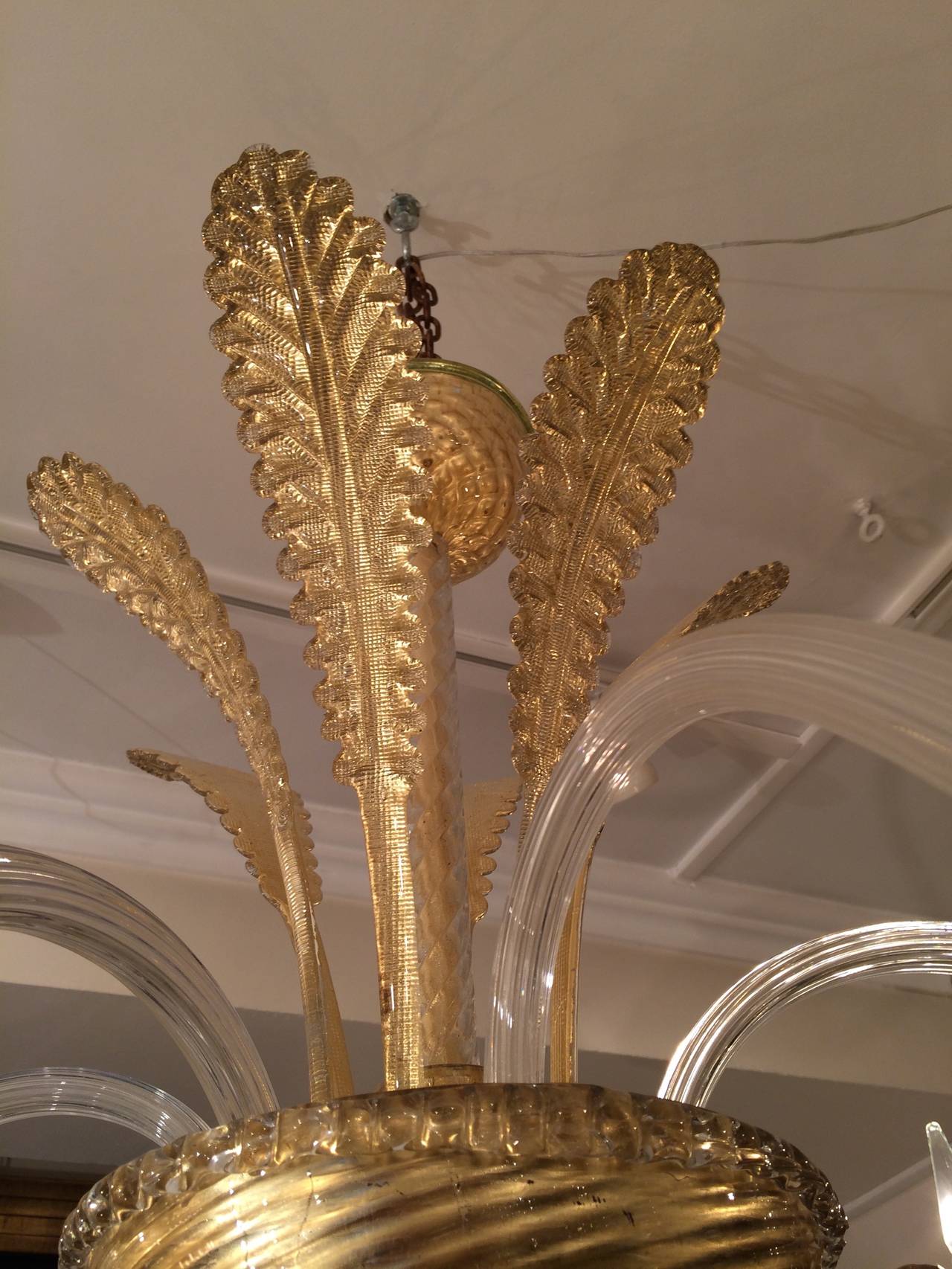1940s Gold and Black Murano Six-Light Chandelier In Excellent Condition In Saint-Ouen, FR