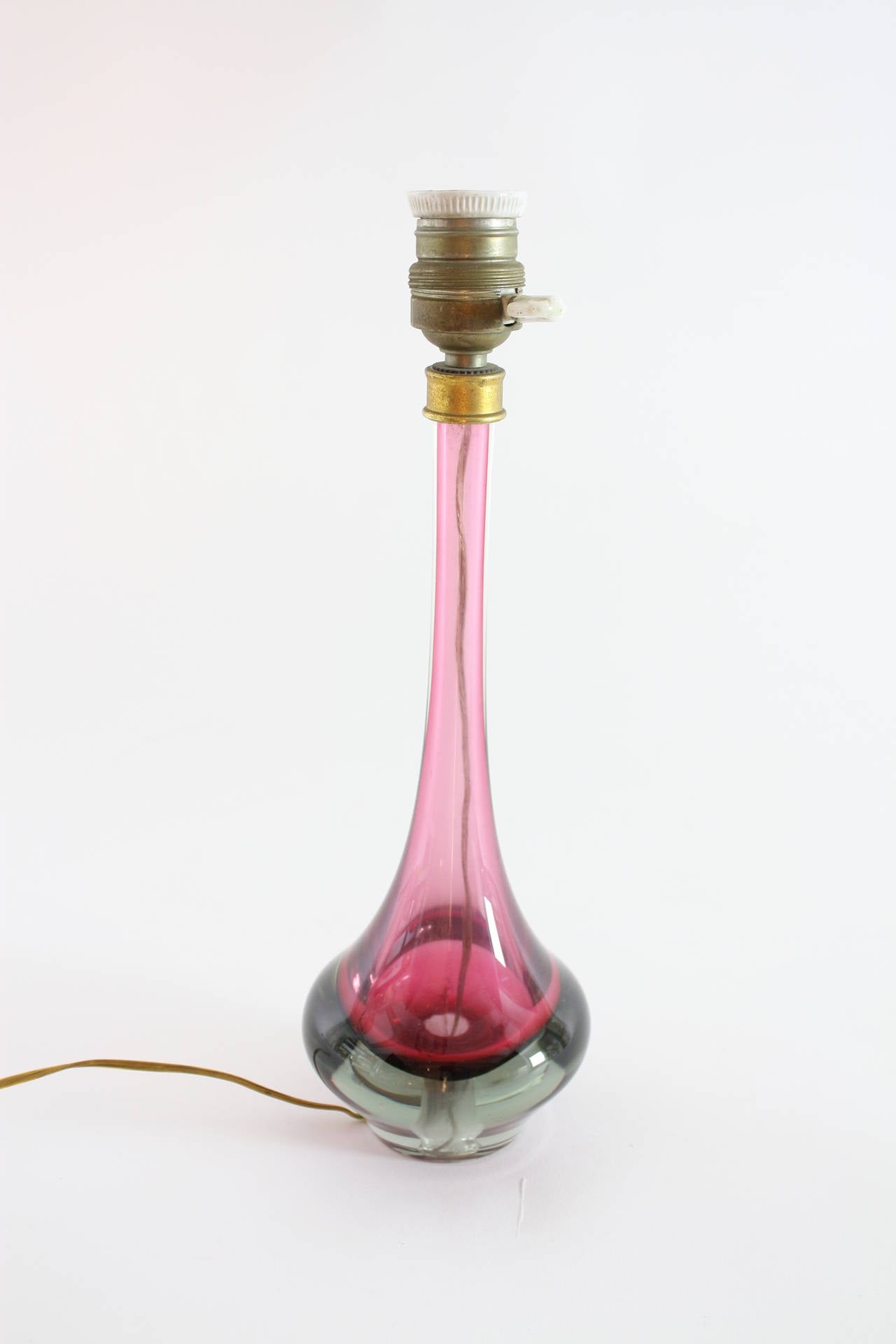 Mid-Century Modern Purple Murano Glass Table Lamp Attributed to Seguso