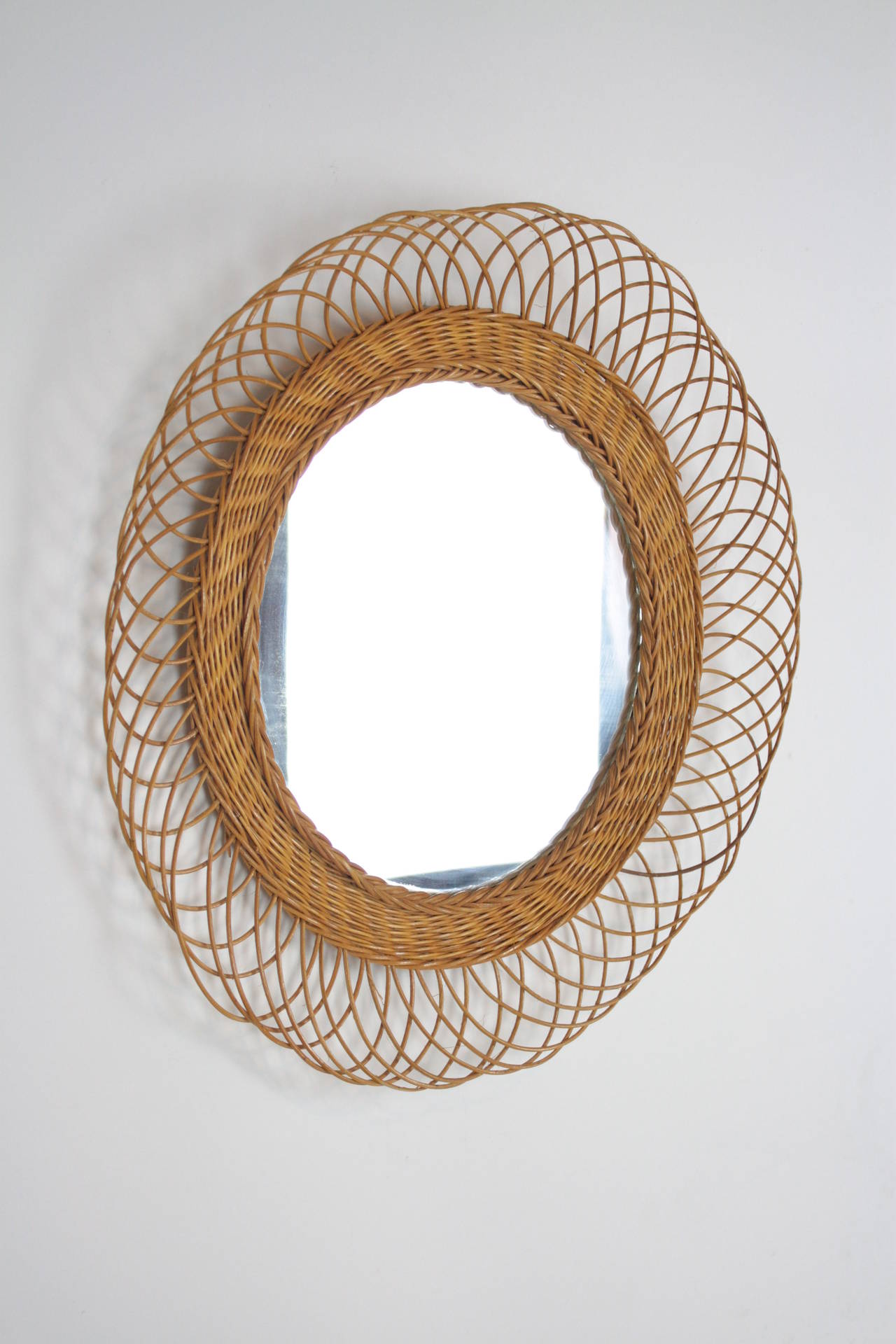 French Riviera Flower Burst Wicker Mirror For Sale at 1stdibs