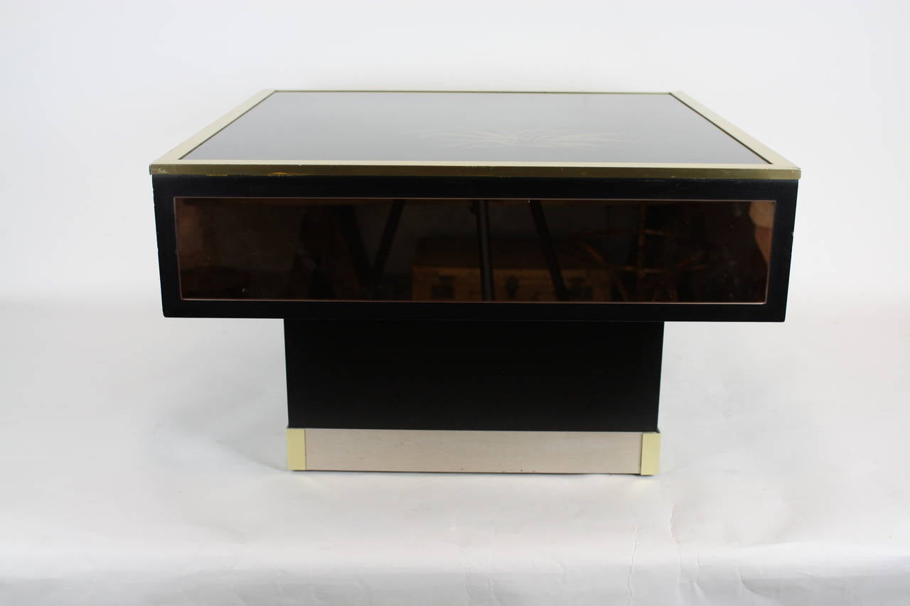 Mid-Century Modern Willy Rizzo Style Lucite, Mirror and Brass Coffee Table  In Excellent Condition In Barcelona, ES